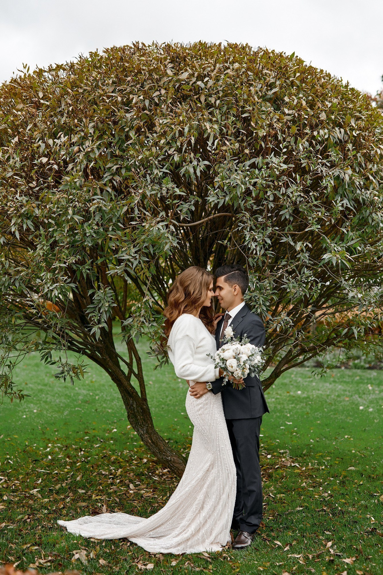 Свадебный фотограф в Москве, заказать профессиональную фотосъёмку — Цены и стоимость услуг фотографа на свадебную фотосессию