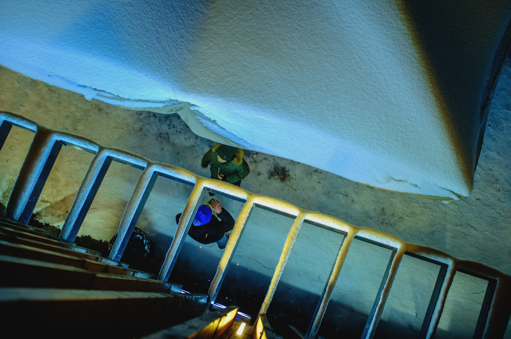 Зима уходящая. Руслан Шувалов (поэтограф)