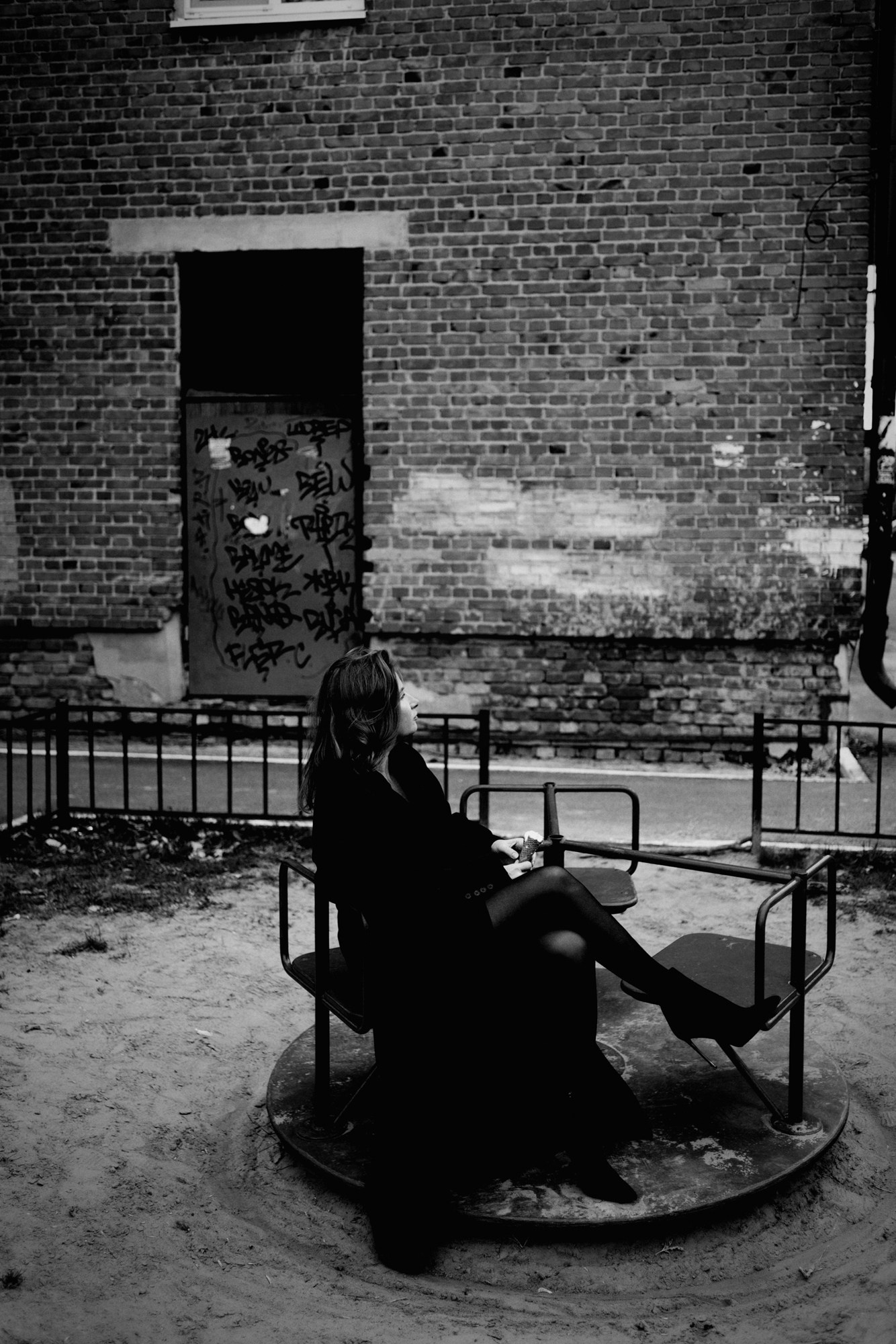 Фотопроект Женя, женский портрет в Тюмени. Портретный фотограф Тюмень Дарья Мустафина