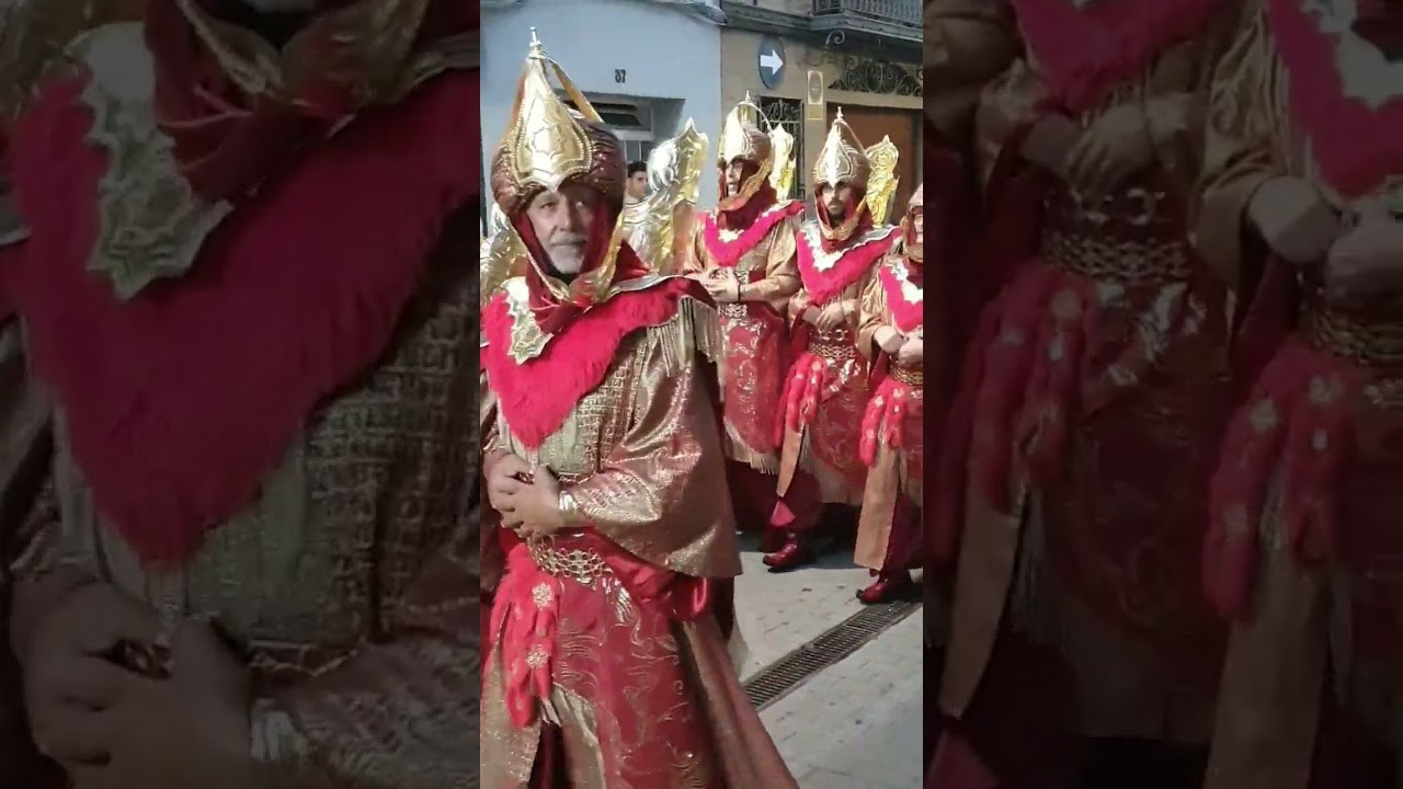 Праздник «Мавры и христиане». Гид и фотограф в Валенсии Новиков Михаил