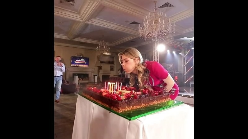 Программа на юбилей. Ведущий на праздник в Москве / Денис Аганин