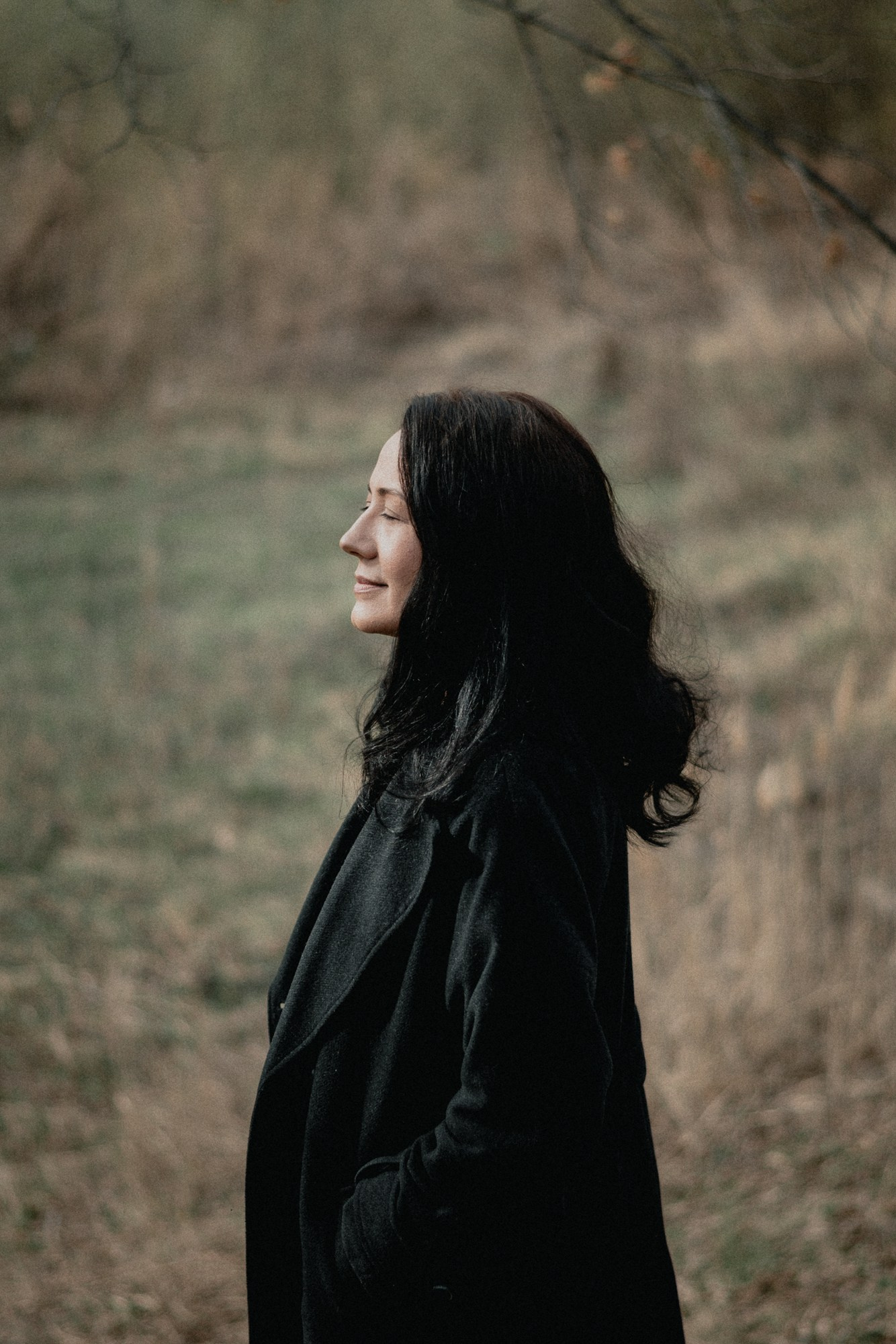 Фотограф в Тюмени Дарья Мустафина Портретная серия «Берег и тишина». Портретный фотограф Тюмень Дарья Мустафина