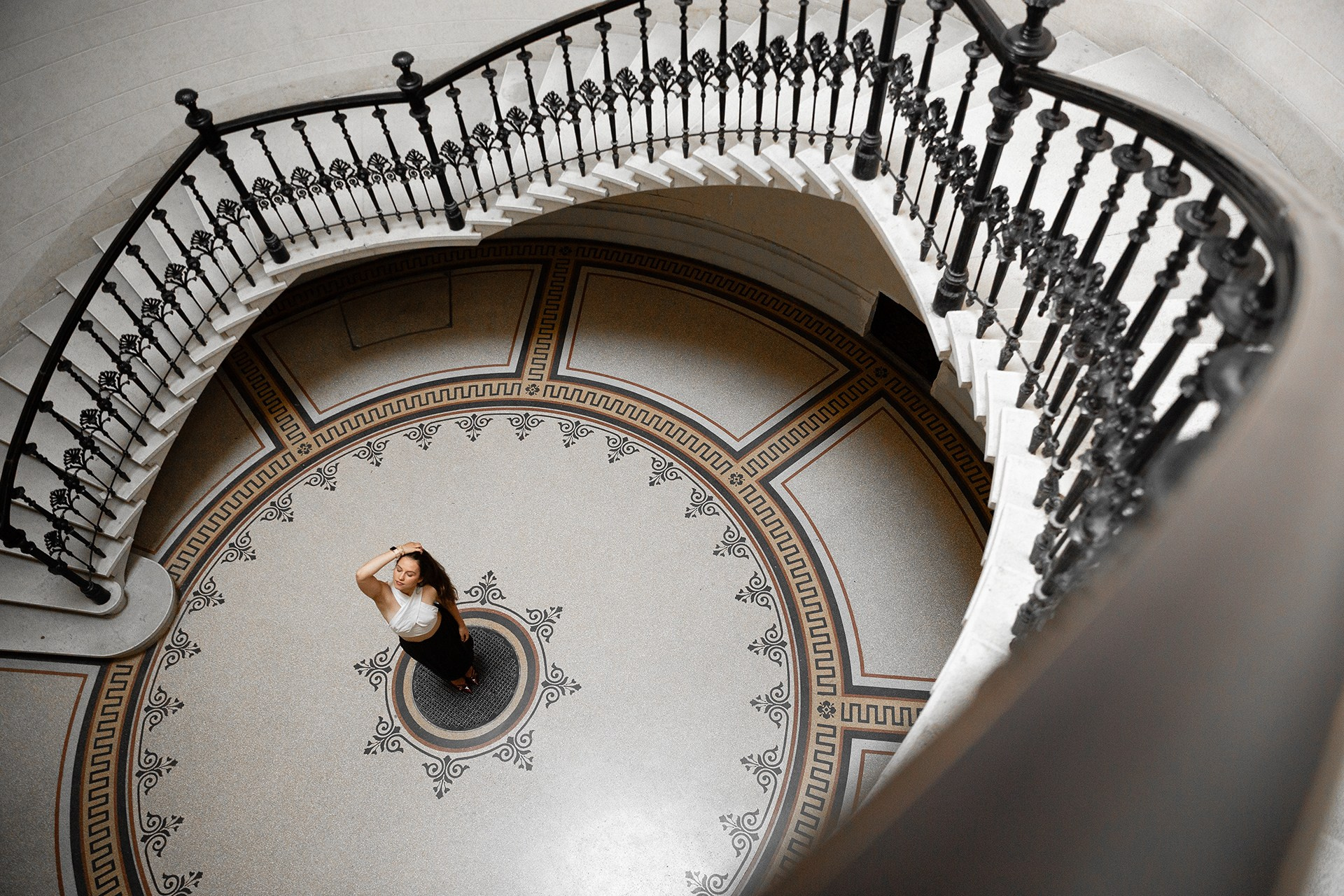FEMALE PORTRAIT. Photographer in Budapest — Yura Knyazev