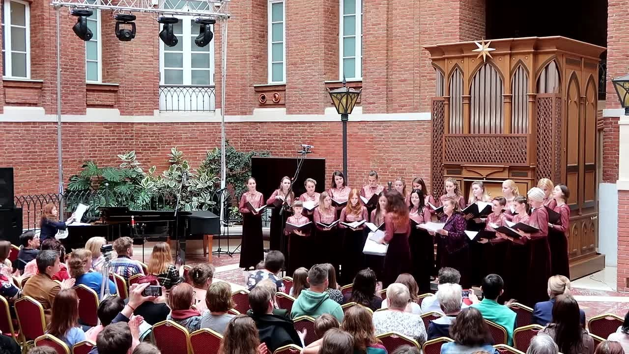 Аудио и видео. Дарья Письменюк / Darya Leitstern — фотограф, музыкант, журналист, путешественник