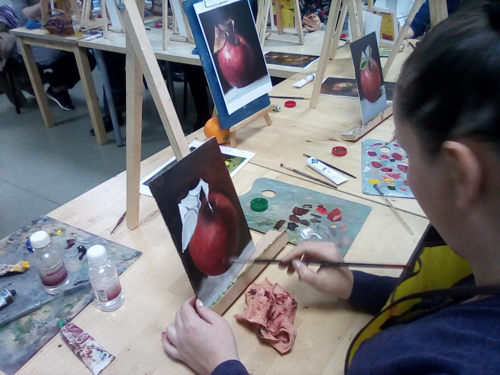 Художественная студия, руководитель — Оксана Гапошина. Дом Шрёдера