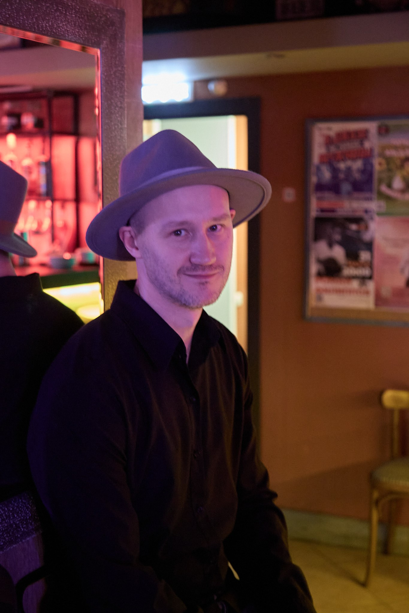 Концерт в баре «Гости». Фотограф Омск | Александр Вандеров