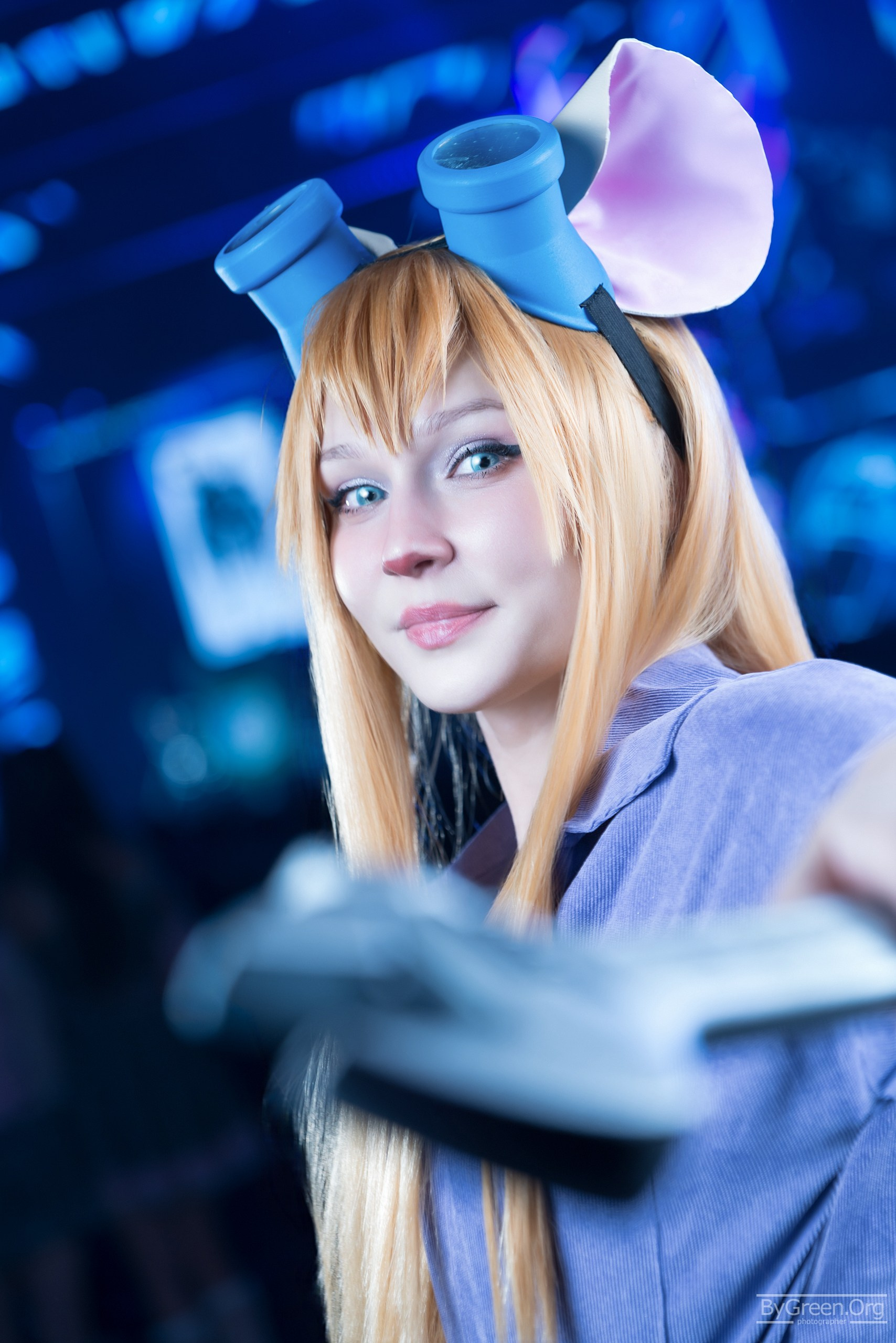 Gadget Hackwrench from Chip 'n Dale cosplay — lilac jumpsuit and mouse ears, Fandom Fest 2026, Moscow