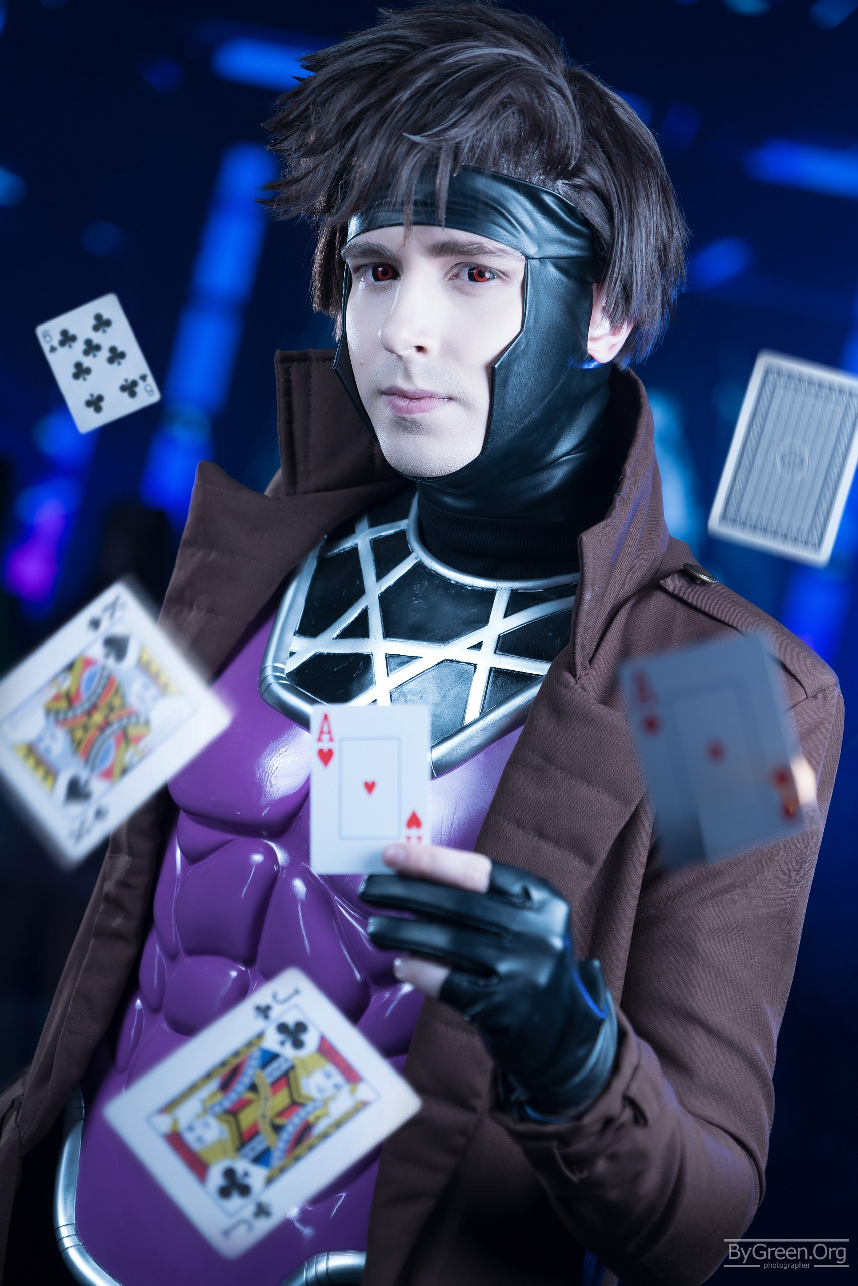 Cosplay of Gambit from X-Men — playing cards in hand, Fandom Fest 2026, Moscow