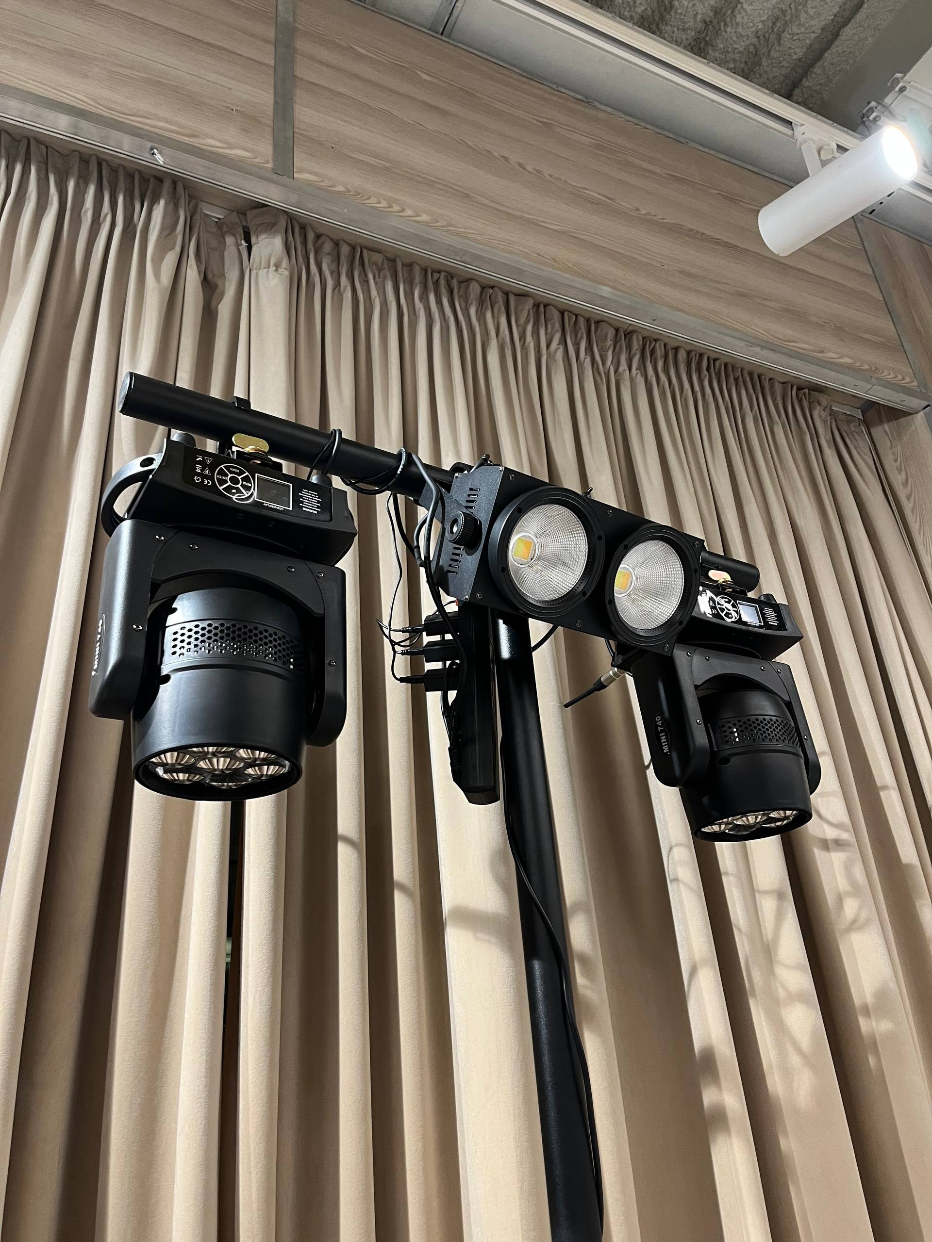 Свет Тяжелый дым Эффекты. Свадебный Видеограф Дмитрий Феоктистов Уфа / Аренда оборудования