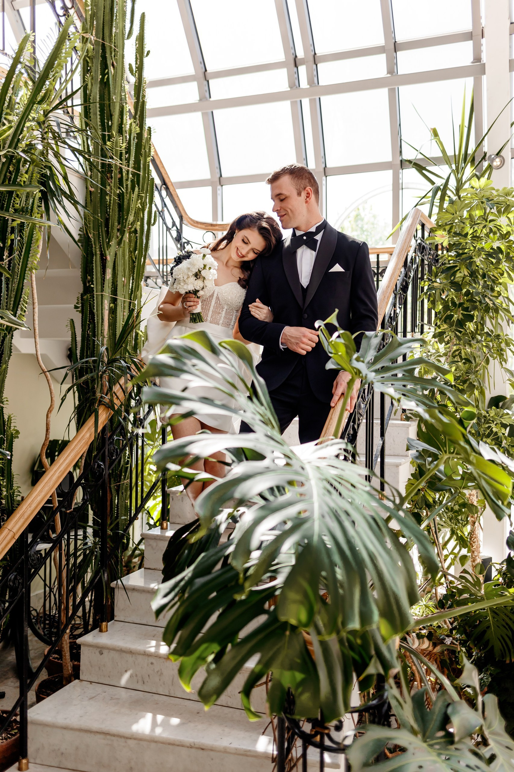 Свадебная фотосессия в «Оранжерее» в Усадьбе Державина в Спб