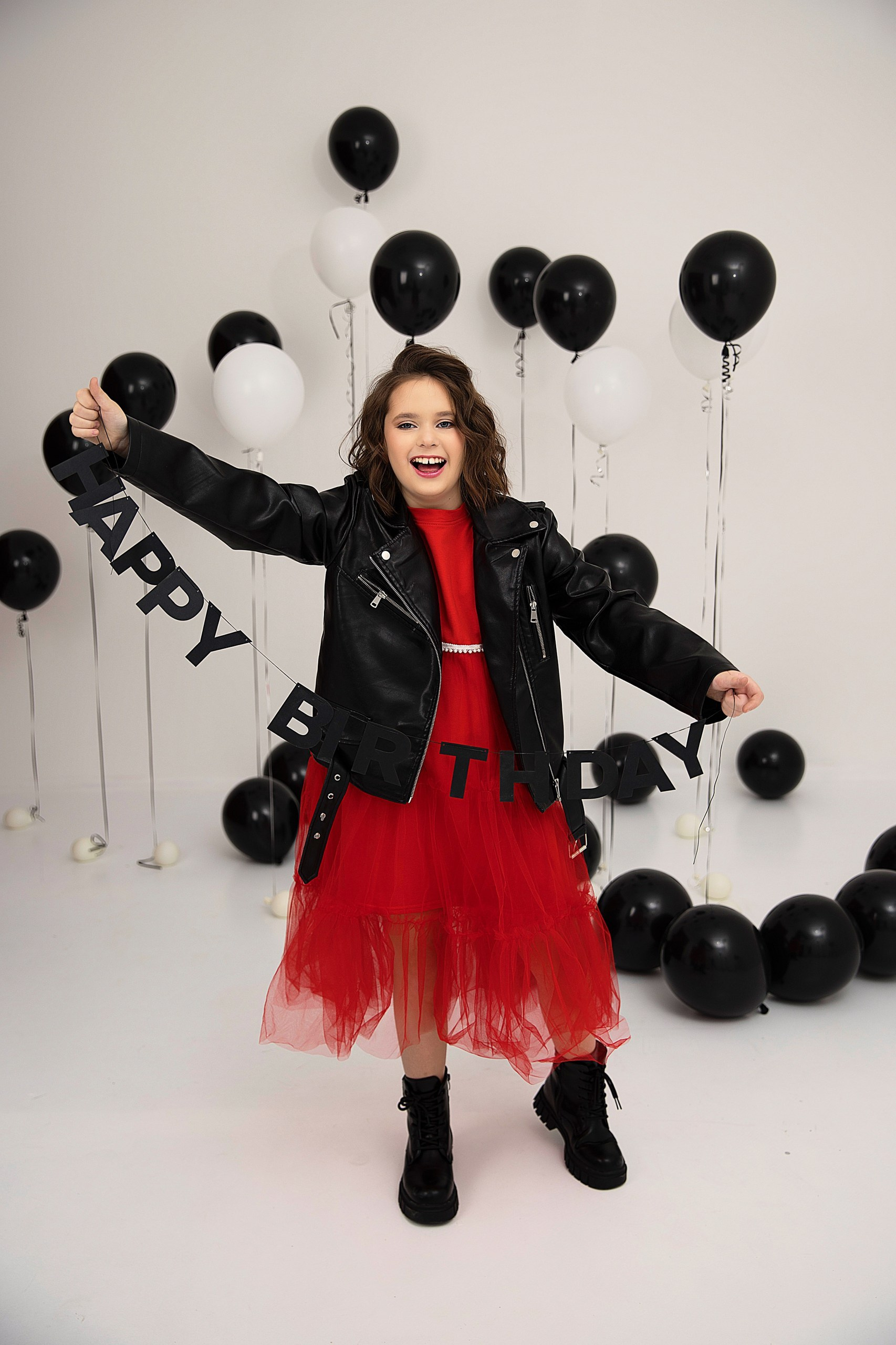 «Именинник». Детский школьный фотограф в Кемерово Зиновьева Екатерина