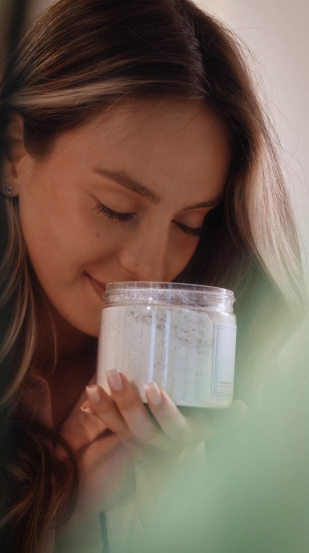 Предметная съёмка. Профессиональный видеограф в Москве — Ярослав Сергеев. Видеосъёмка под ключ: монтаж, цветокоррекция, саунд-дизайн, креативные видео