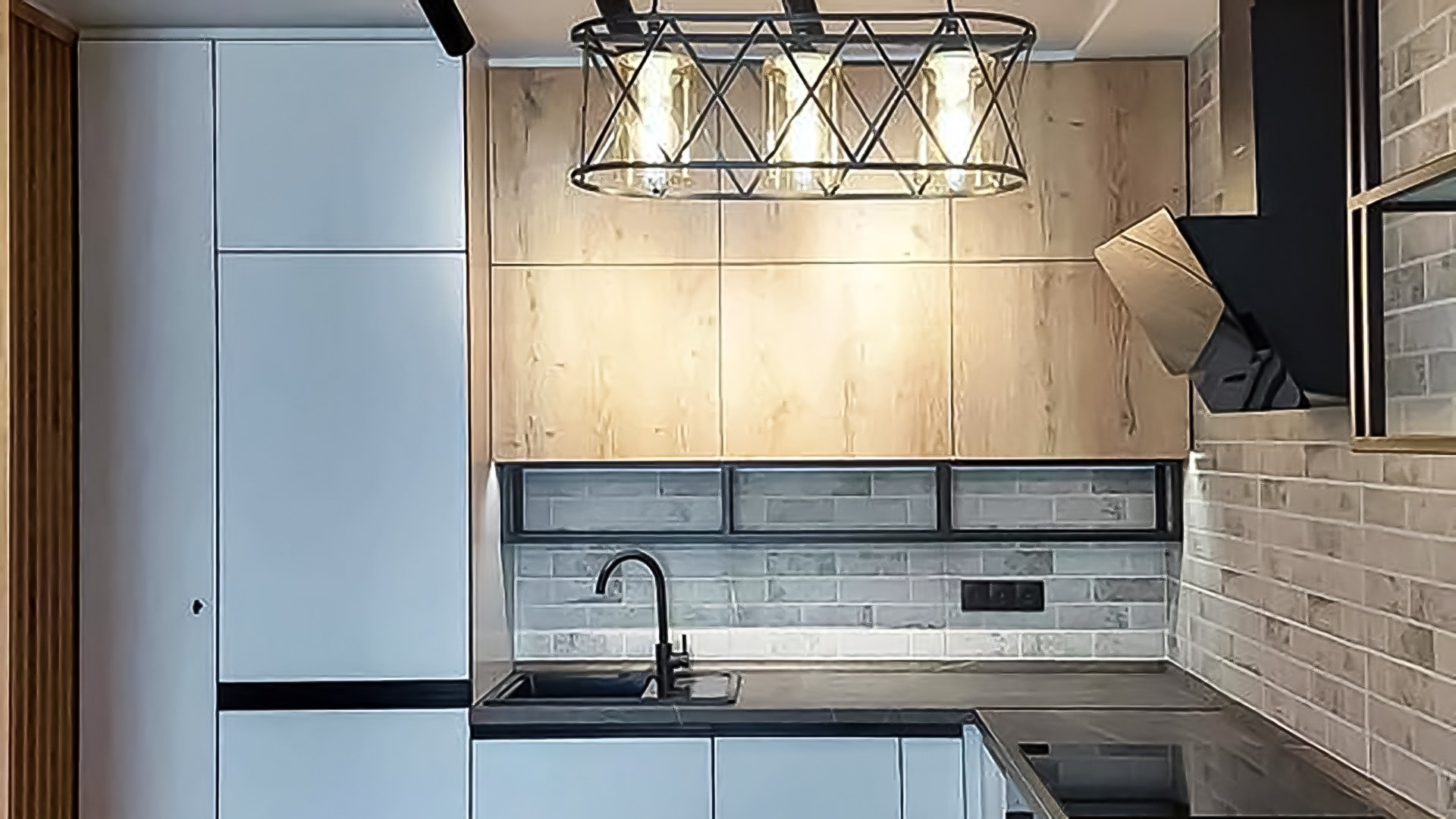 Кухня на заказ в Ростове на Дону в белом цвете