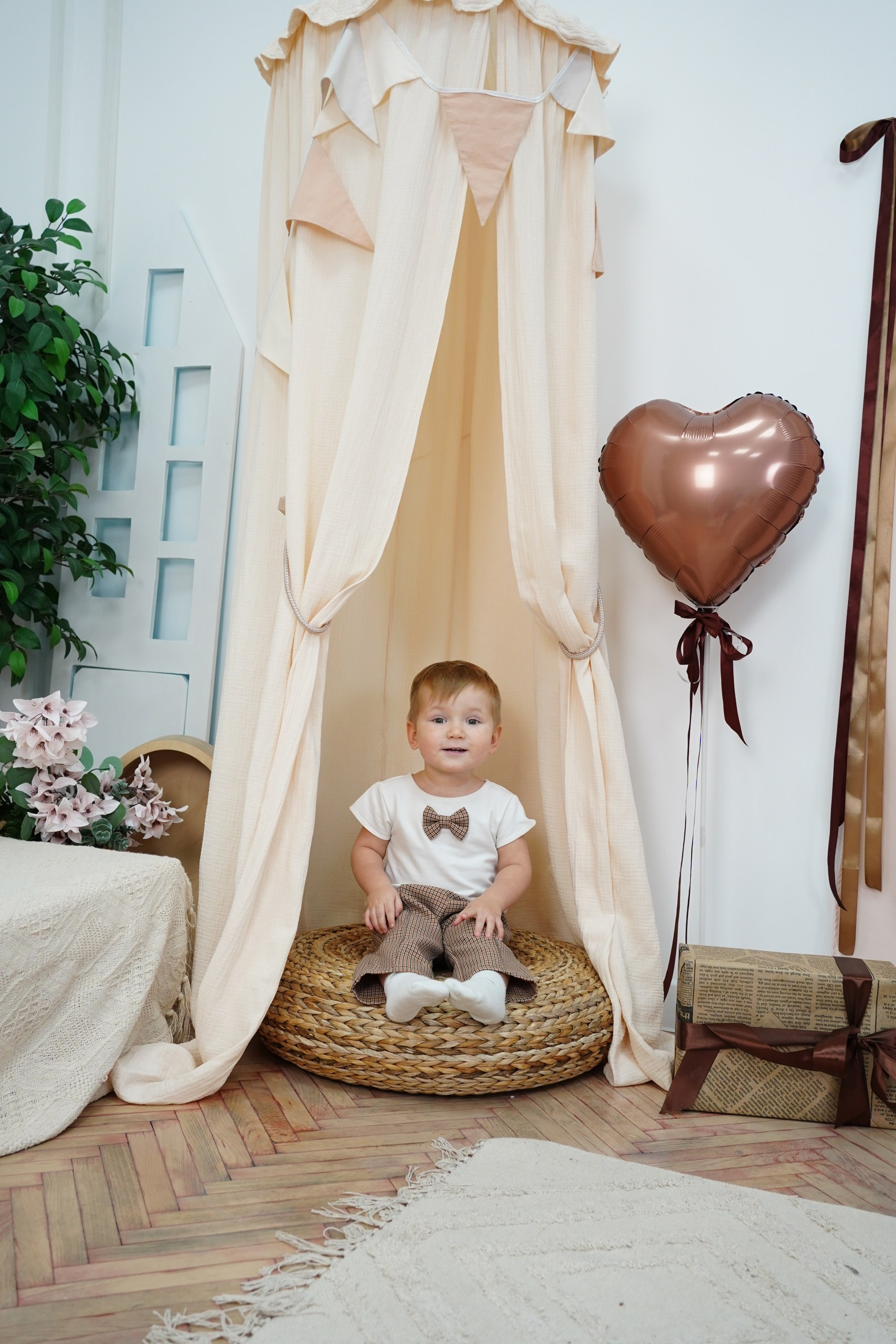 Наши Новые Фотозоны. Детская Фотостудия ГОДОВАСИКИ в Санкт-Петербурге фотосесия на годик