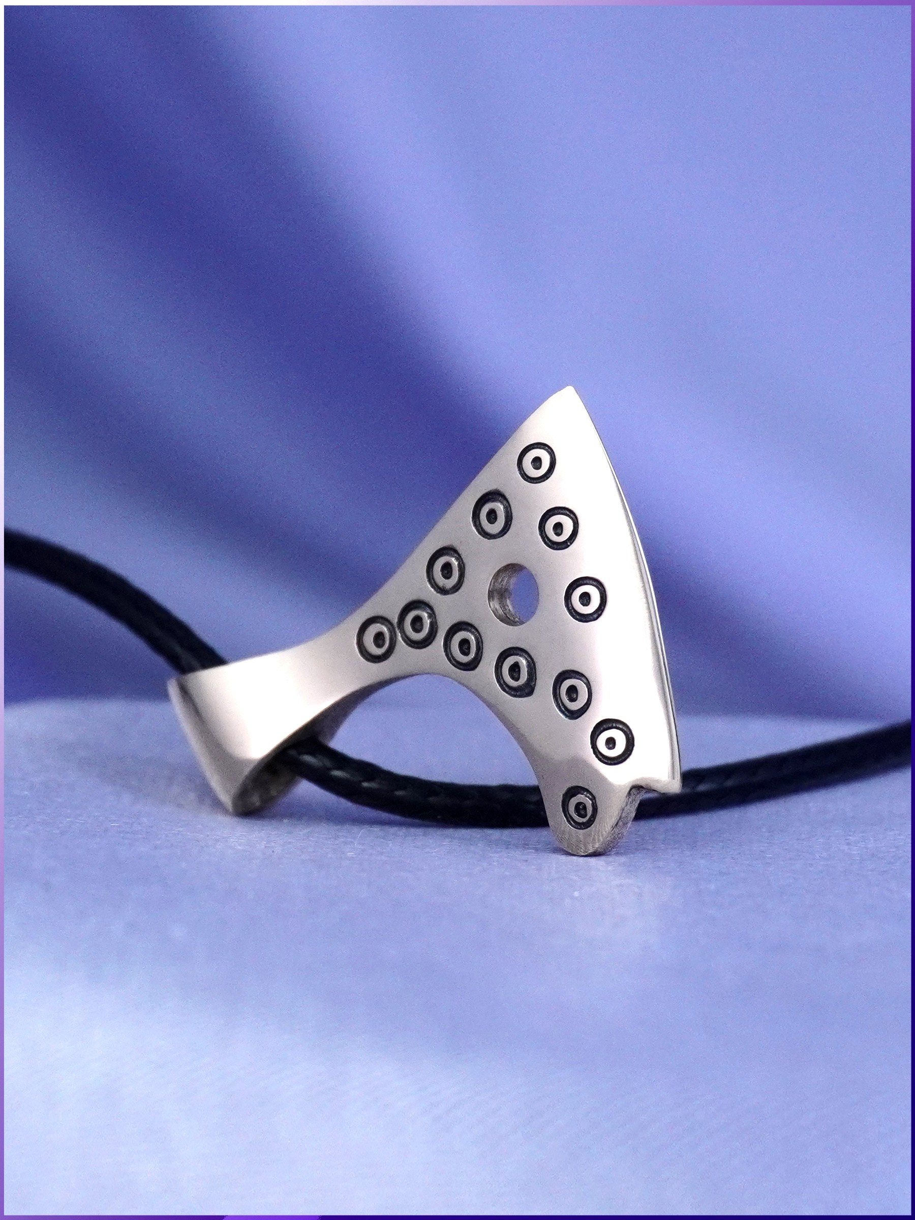 Оберег Секира Перуна для мужа, сына или зятя