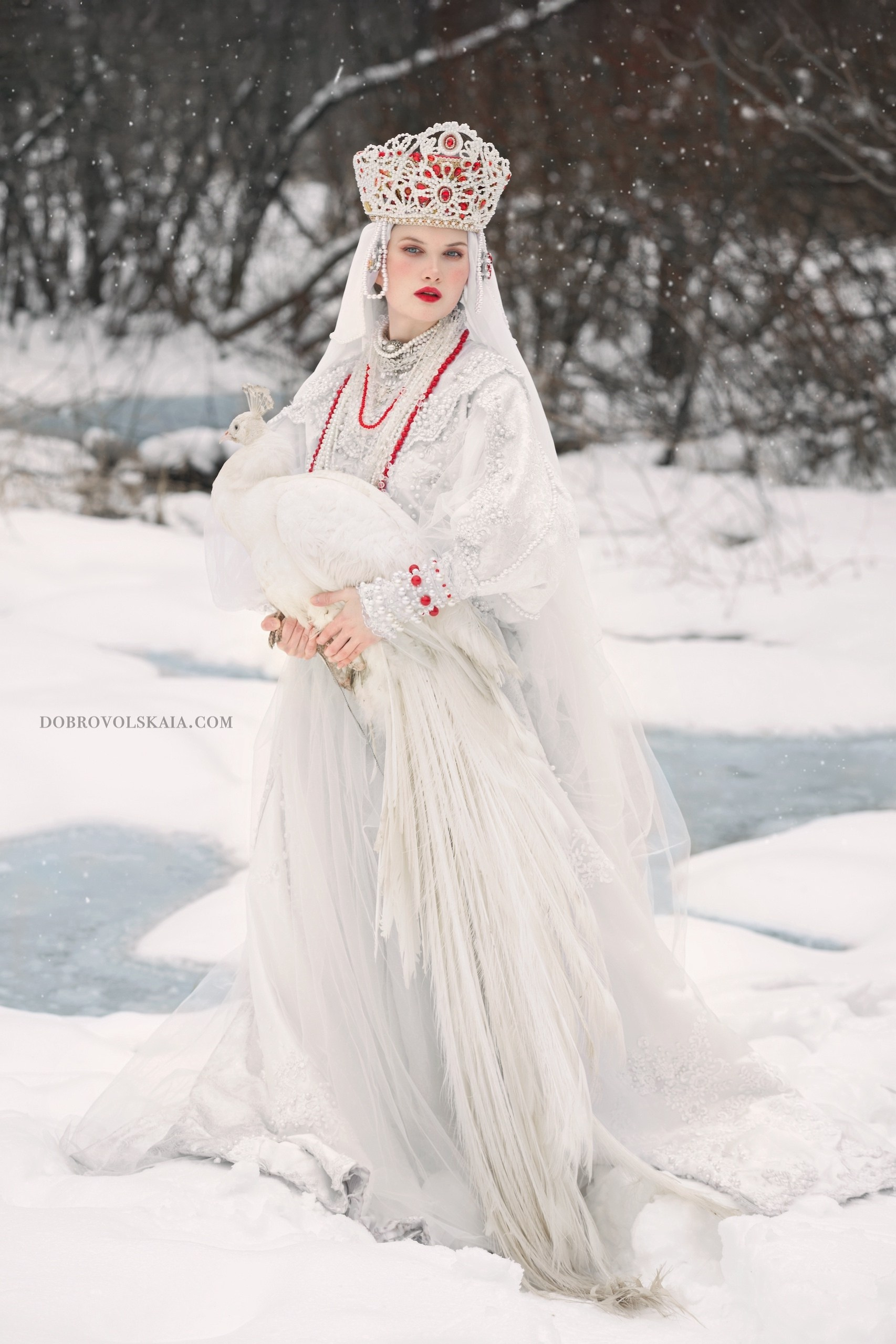 Мирослава. Русские народные костюмы в Москве