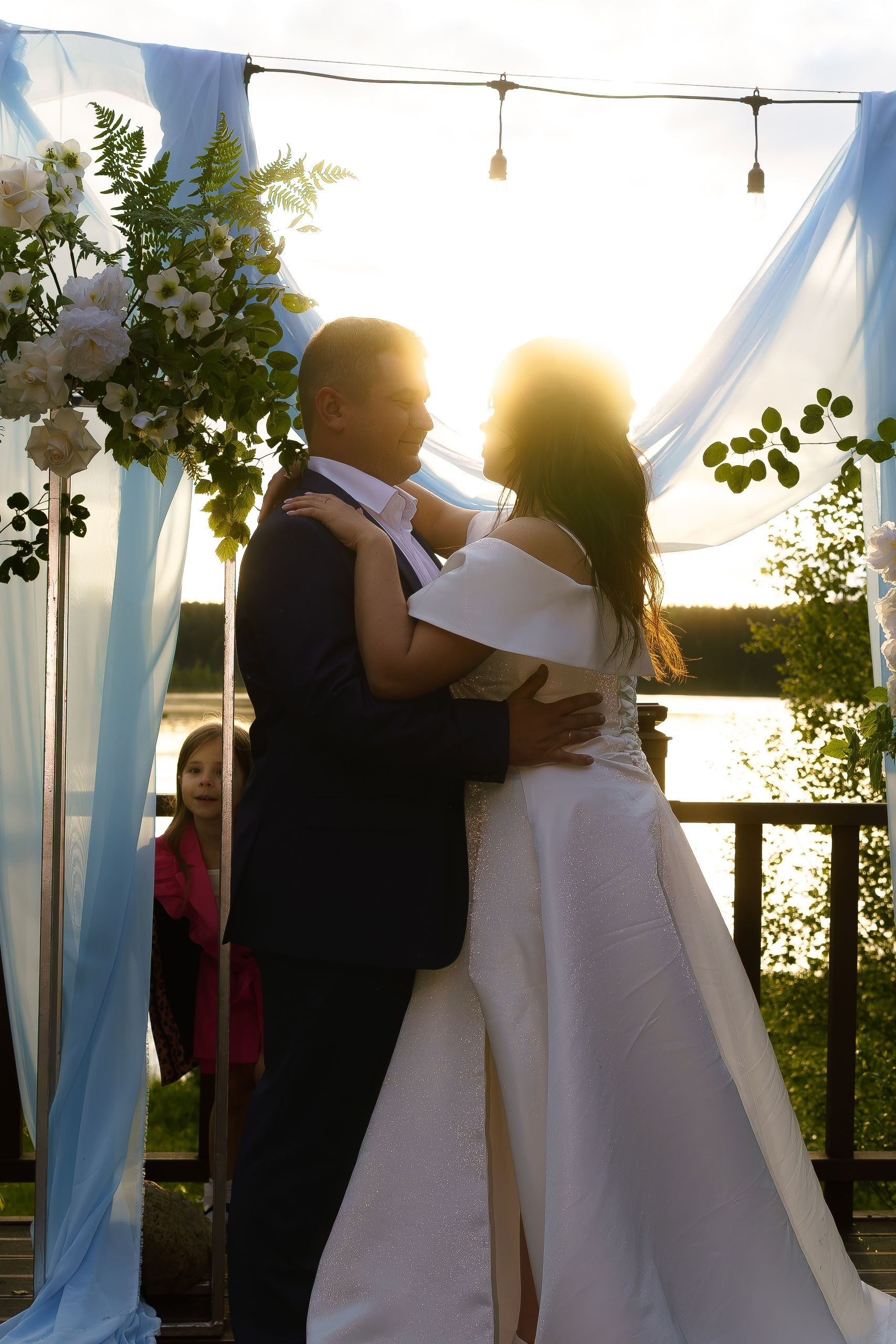 Мария и Михаил — прогулка у озера и церемония. Свадебный фотограф Дмитрий Родионов — Санкт-Петербург и Ленинградская область
