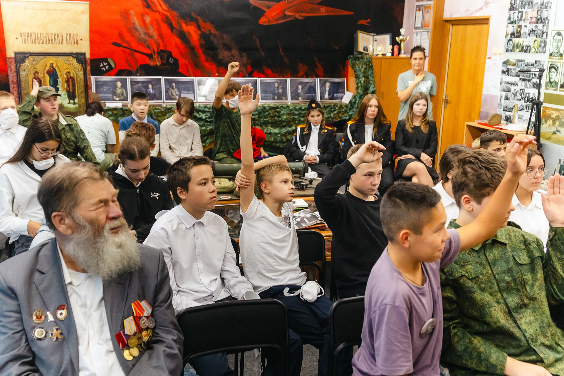 Урок мужества в ГБОУ Школа 956 города Москвы. Фото и видео проект о героях ВОВ, Чернобыльцах, Афганцах