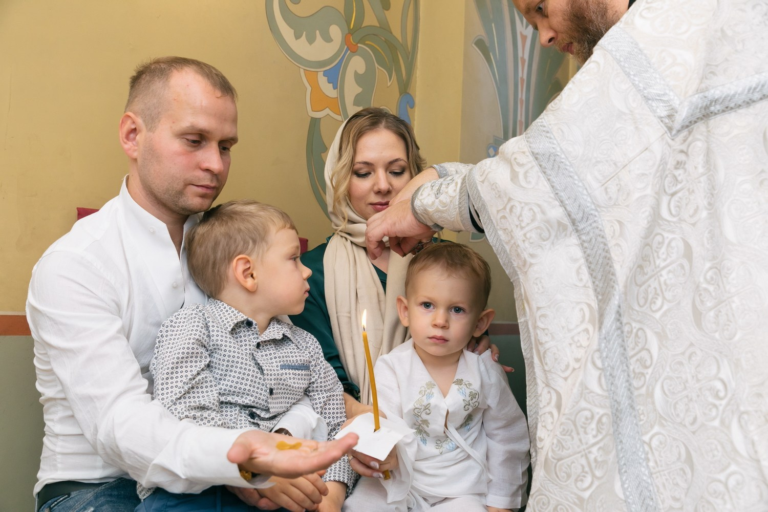 фотограф на крещение санкт петербург, справка о беседе перед крещением, сколько стоит крещение спб, лучшие храмы для крещения, крещение ребенка в спб цены, пушкин церковь узнать про крестины что нужно, что нельзя делать перед крещением, лучшие храмы для крещения, санкт петербург фотограф, крестить без крестных, всего один крестный, имя для крещения малыша