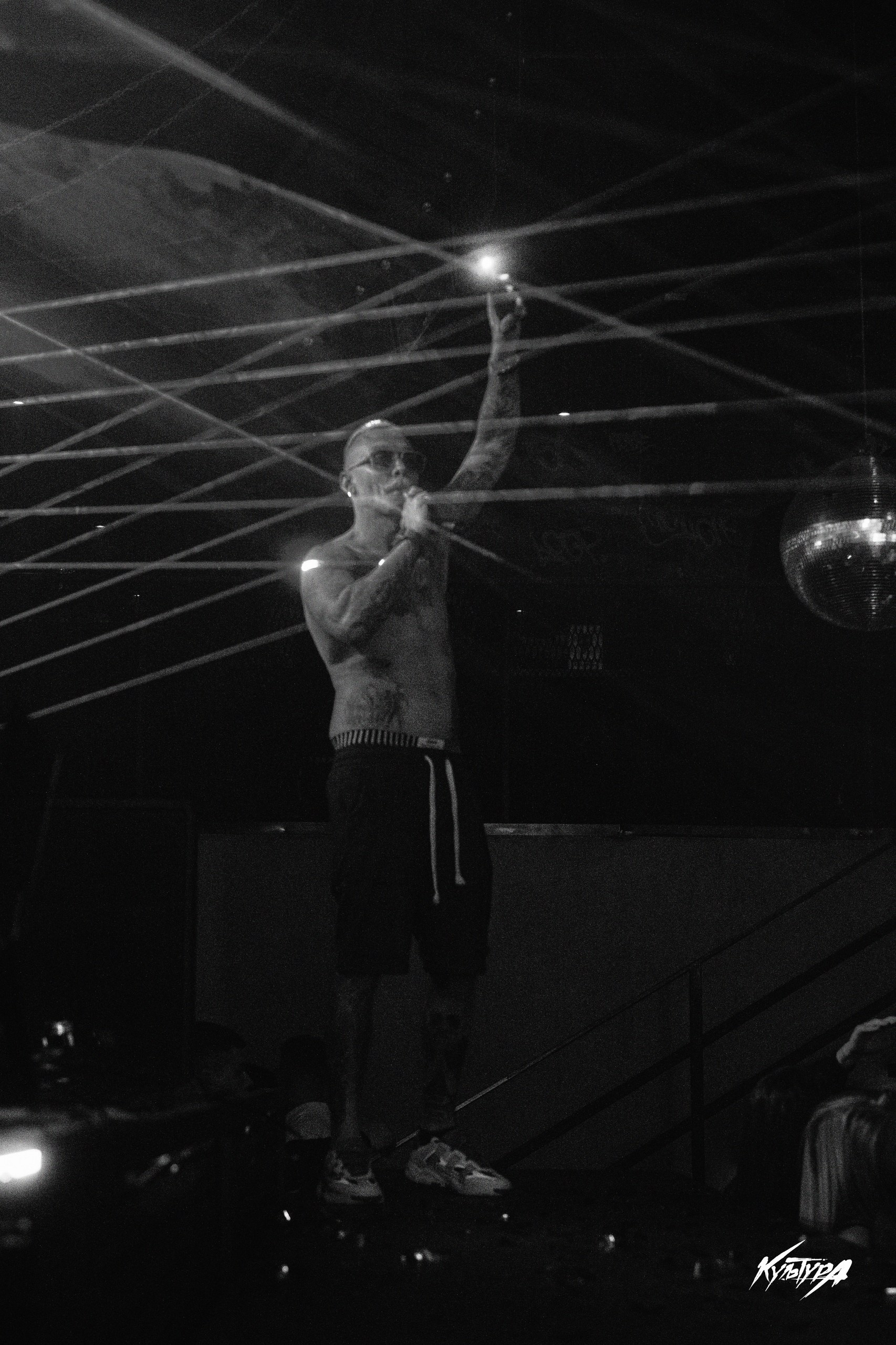 Профессиональная фотосъемка в ночном клубе Петропавловска-Камчатского, Репортажная съемка вечеринки в клубе в Петропавловске-Камчатском, Яркие фотографии людей и атмосферы ночного заведения в Петропавловске-Камчатском, Динамичные клубные фото для заведения в Петропавловске-Камчатском, Заказать репортаж с мероприятия в клубе Петропавловска-Камчатского.