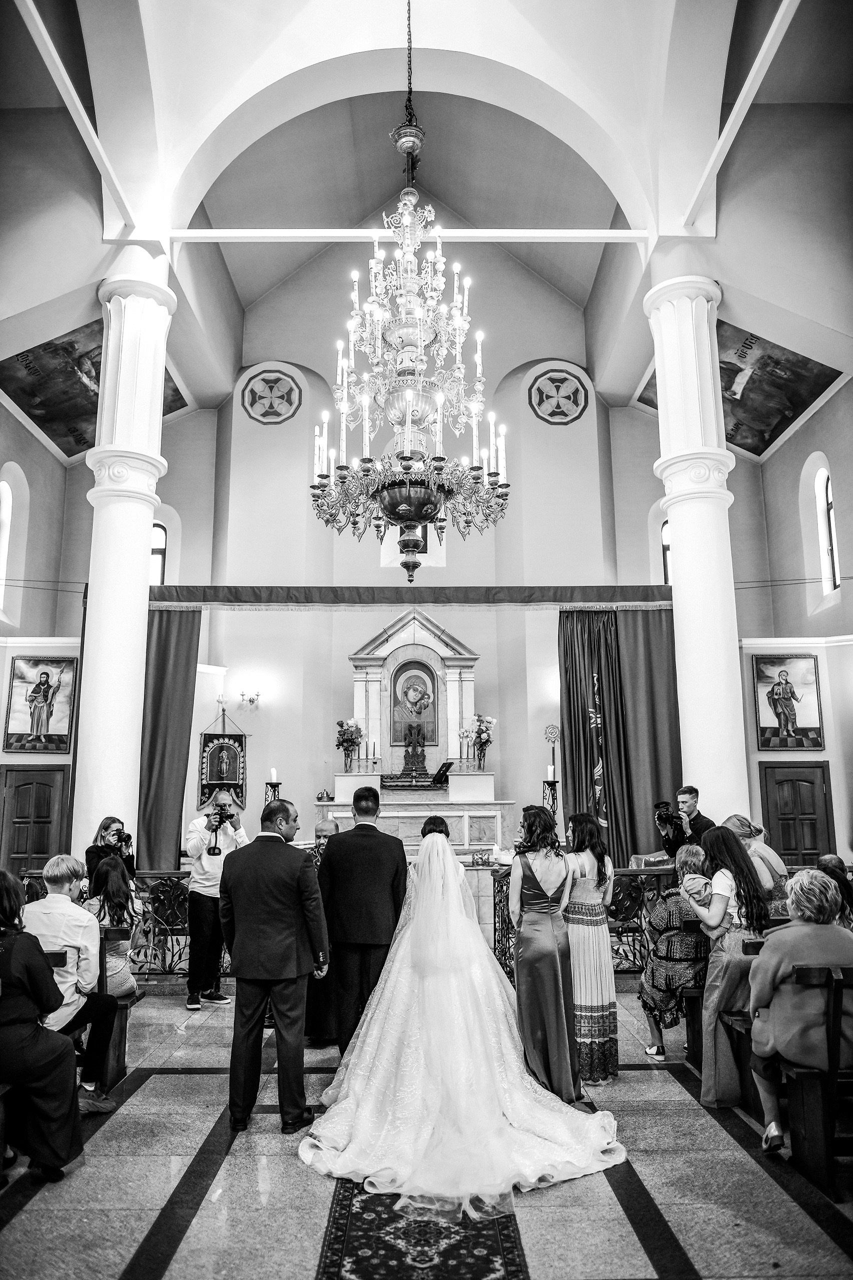 Венчание в армянской церкви Святого Саркиса: фотограф на таинство. 📸 Свадебный и семейный фотограф в Красноярске Тихомиров Евгений | 17 лет опыта | 800+ свадеб