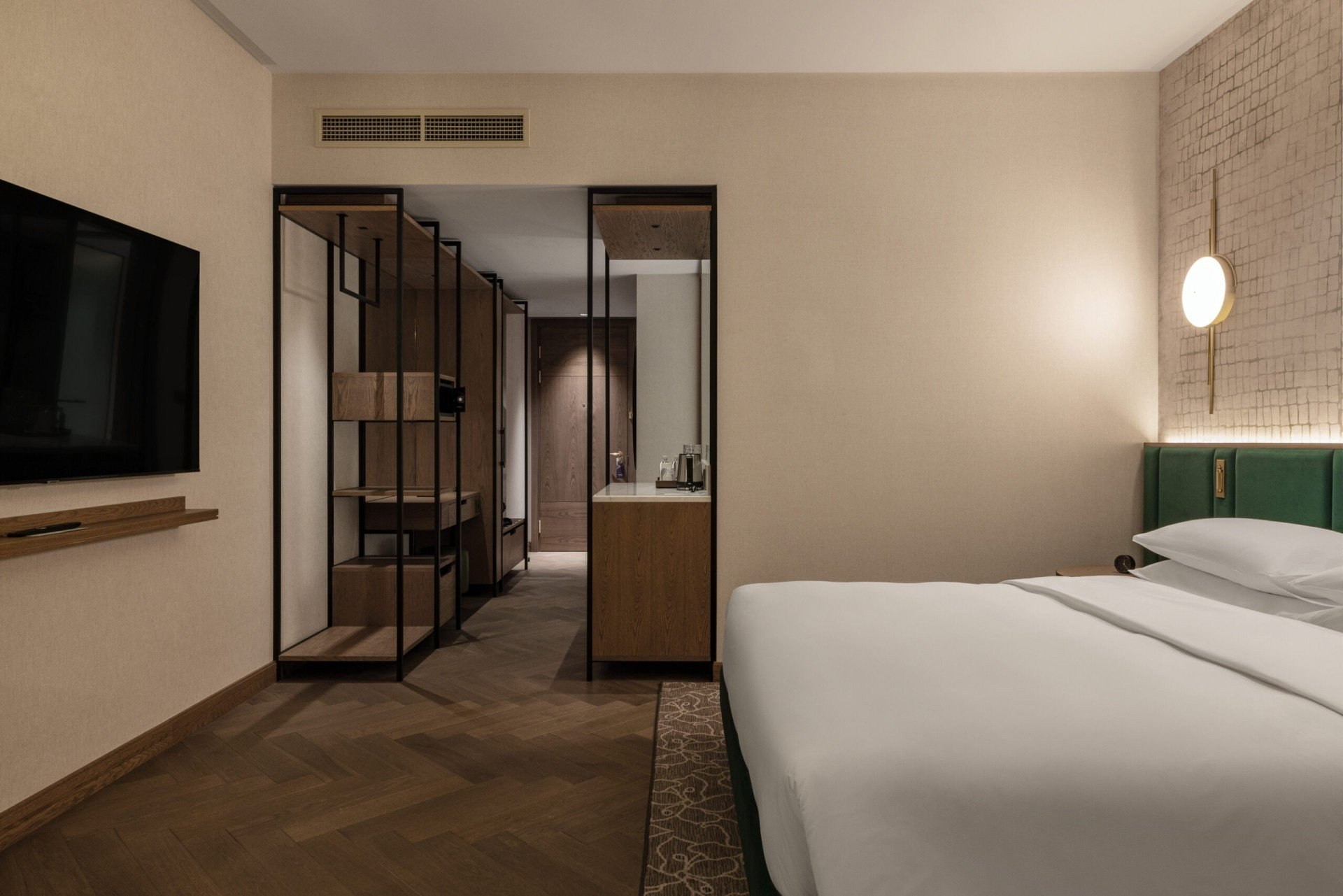 Рекомендуемые отели в Ростове-на-Дону для фотосъемки свадебных сборов