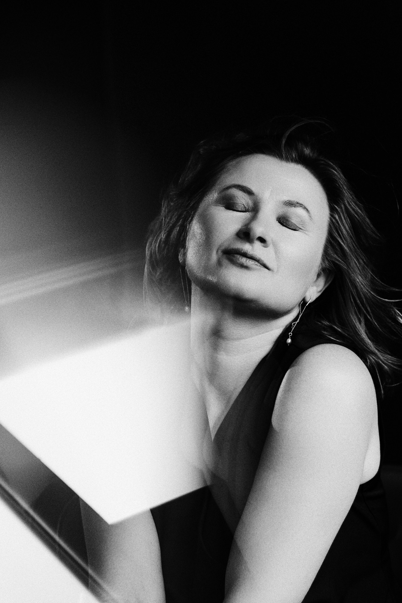 Фотопроект Женя, женский портрет в Тюмени. Портретный фотограф Тюмень Дарья Мустафина