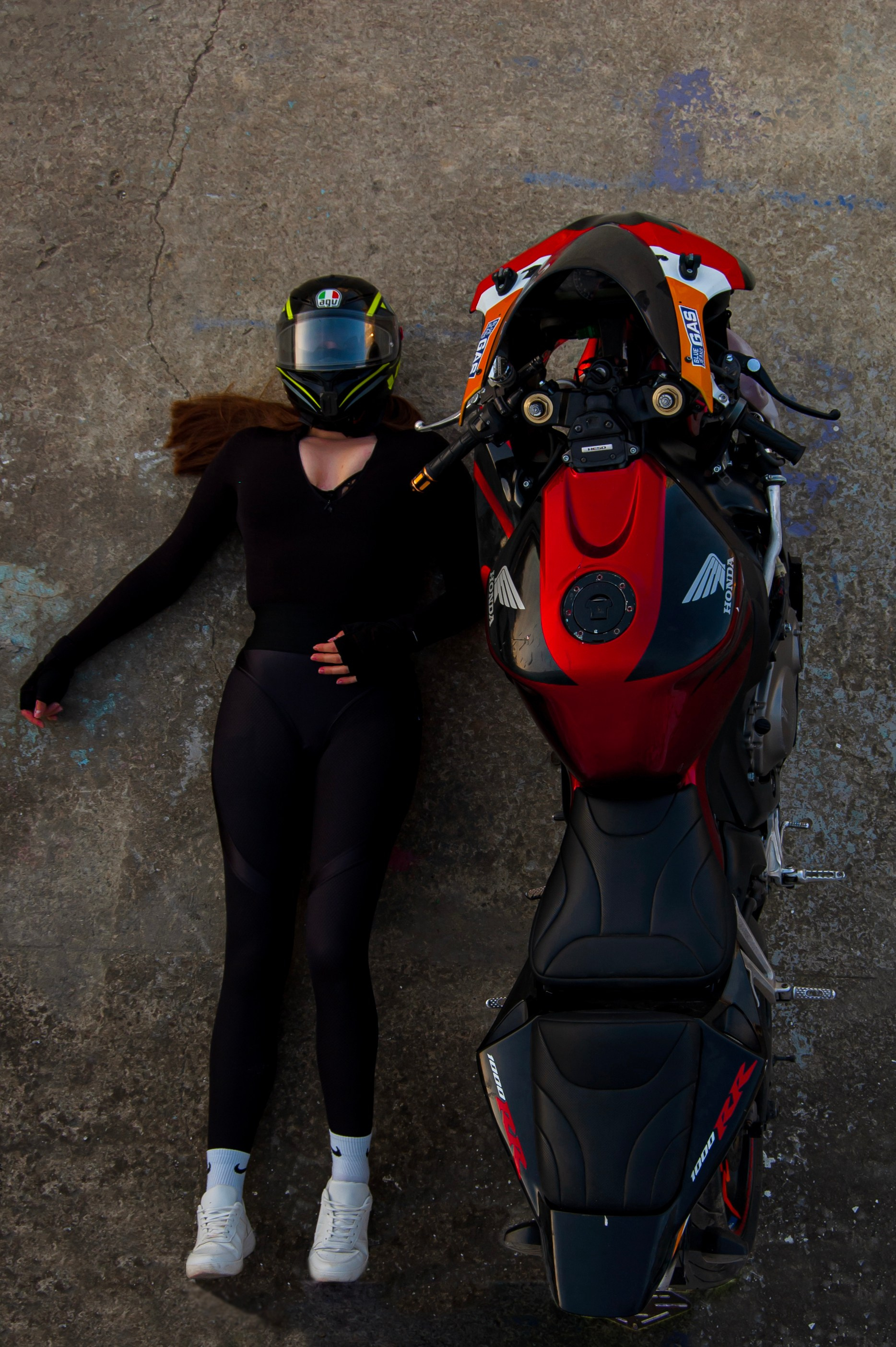 Любовная история для Иры и Коли в парке Победы в Краснодаре. Портретный фотограф в Краснодаре Слава Никитин