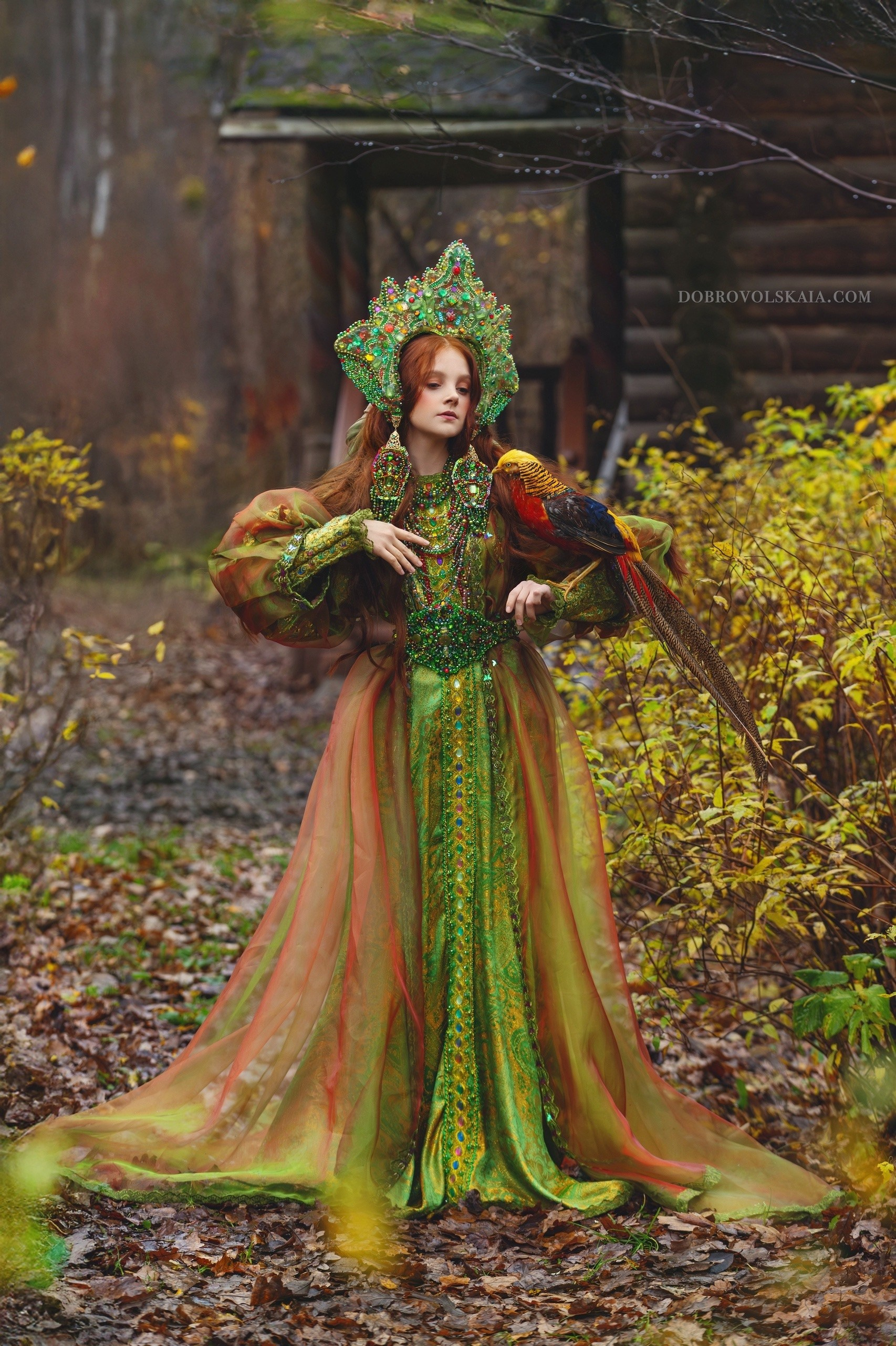 Царевна Лягушка. Русские народные костюмы в Москве