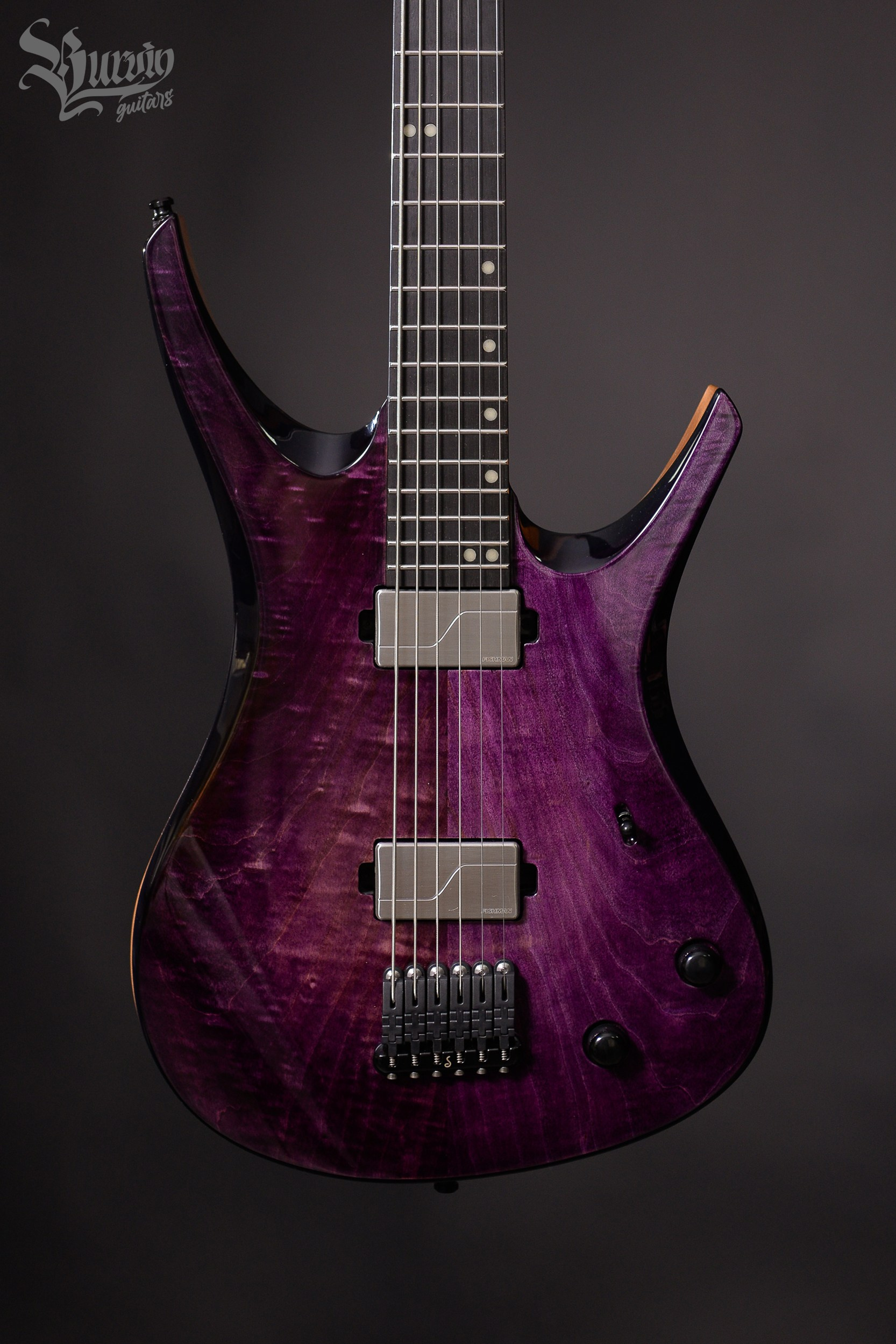 Master of making guitars and basses to order