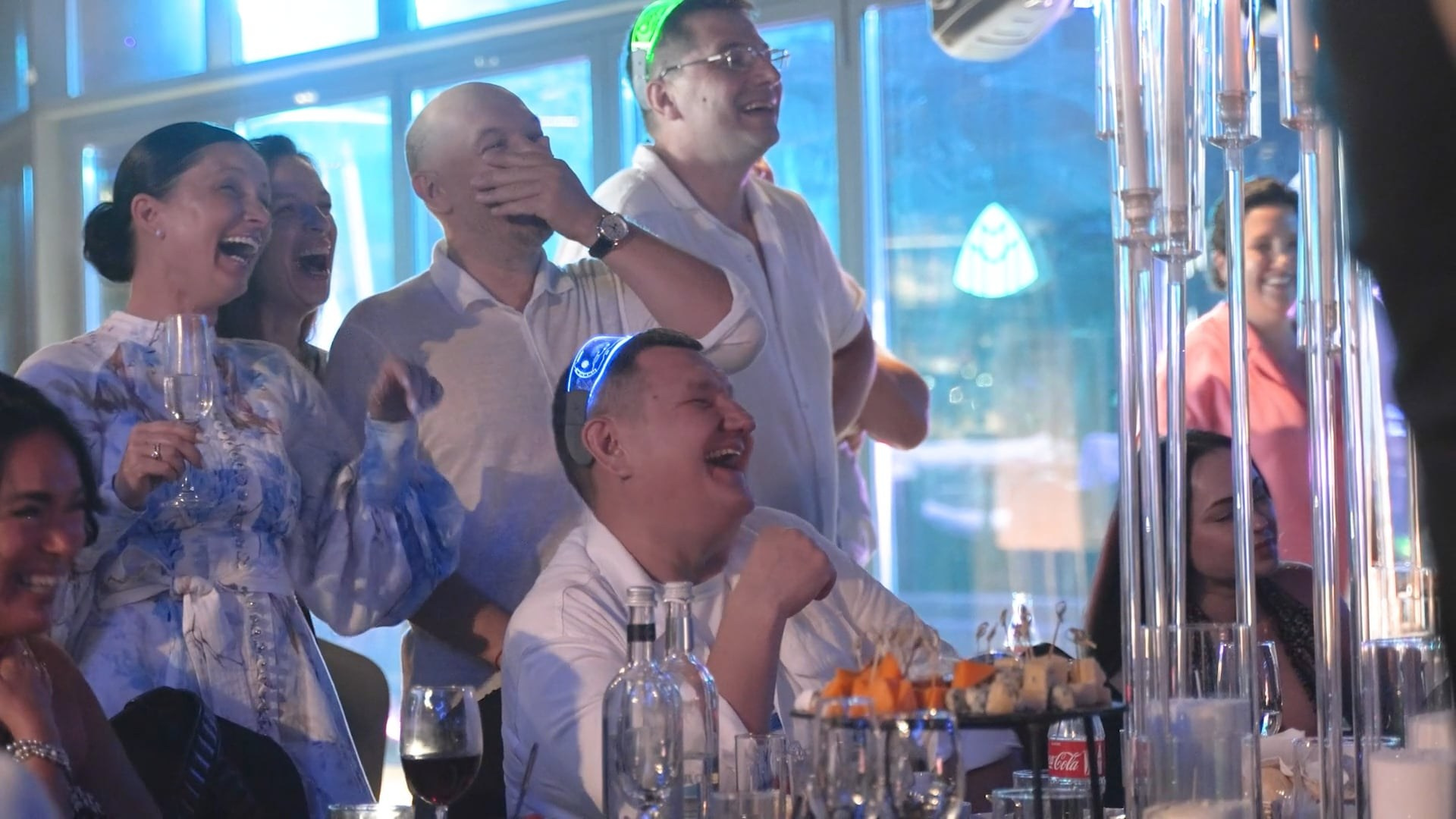 Развлекательные шуточные видео интерактивы на свадьбу юбилей праздник. Свадебное видео и фото съемка на свадьбу в Краснодаре Твинс Студио