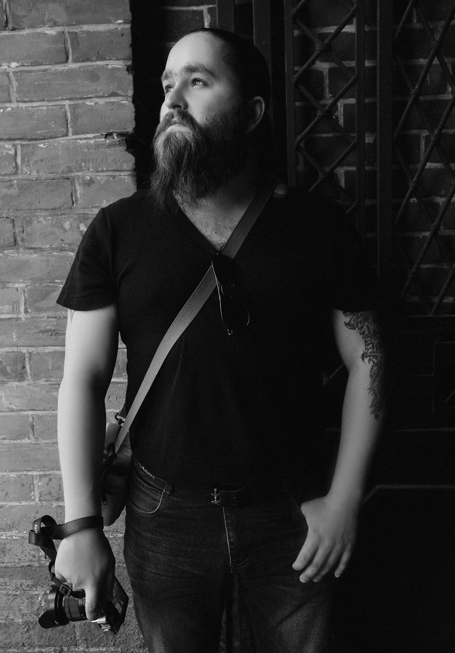 Атмосферное ч/б фото, стильный контент