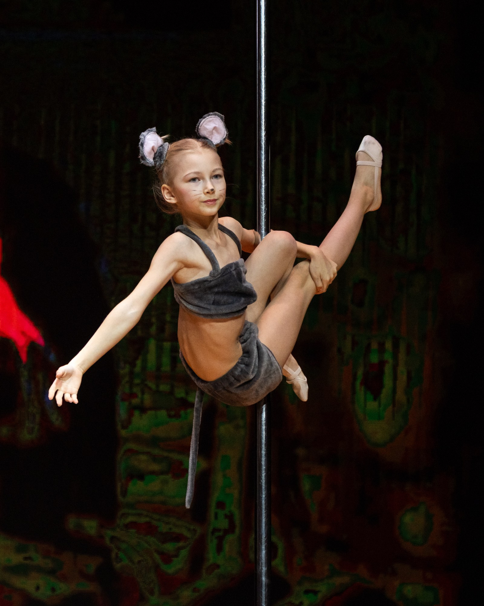 Pulse PoleDance Competition 2025. Репортажный фотограф в Казани Павел Серпокрылов