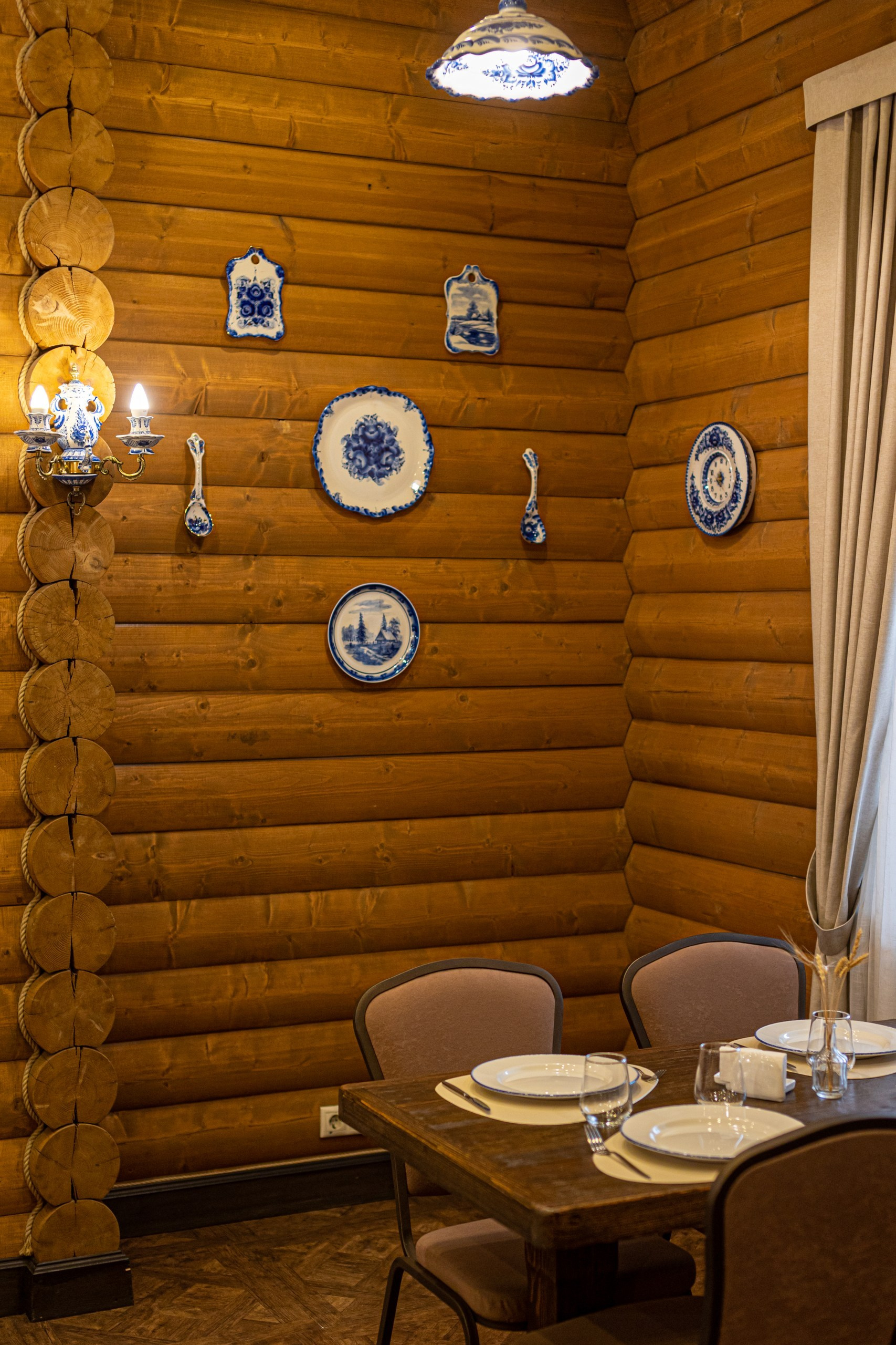 Банкетный зал «Гжель», ресторана «Дача ". Фотограф в Оренбурге. Профессиональный фотограф