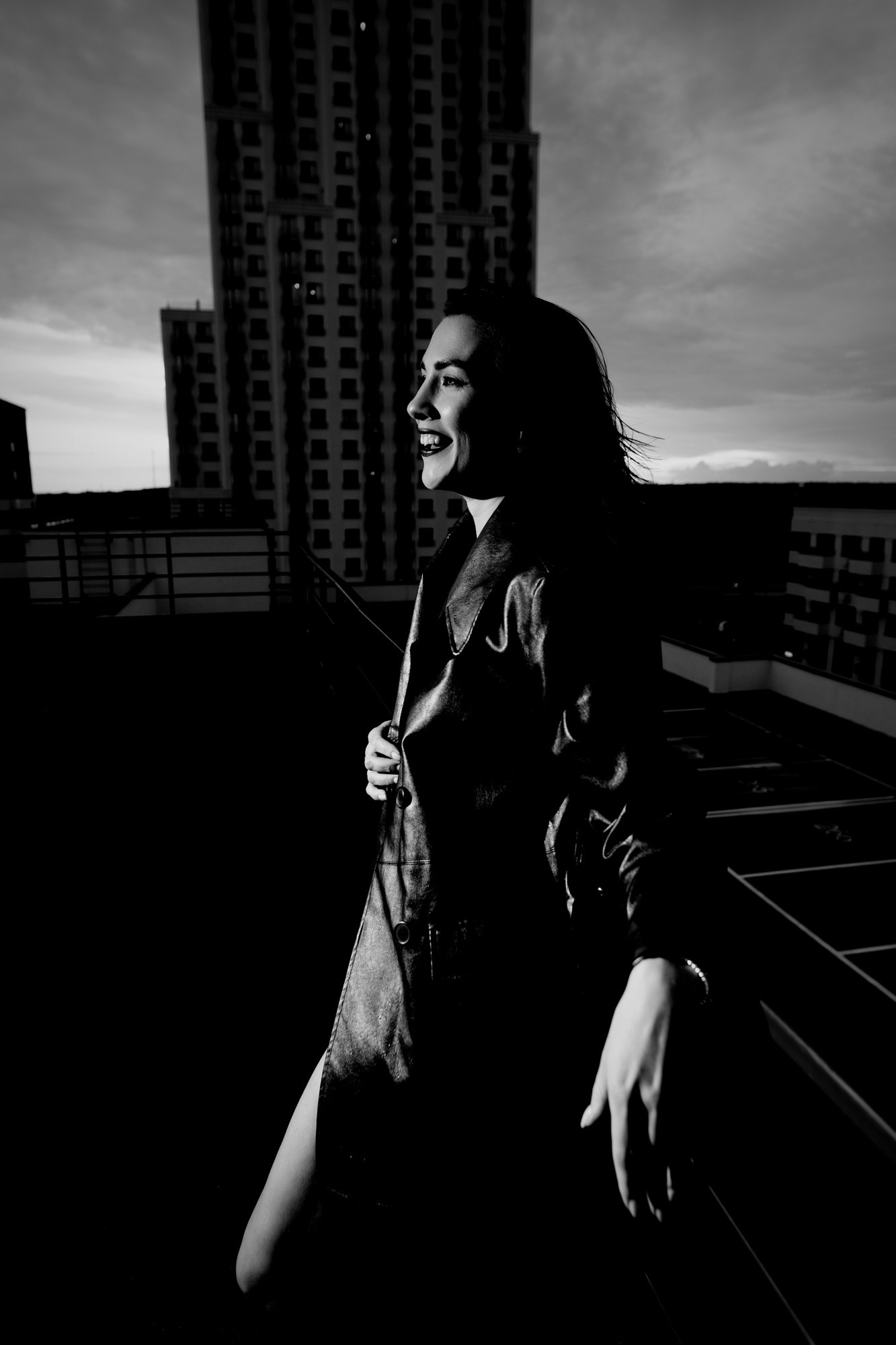 Уличная фотосессия на крыше в Тюмени | Фотограф Дарья Мустафина