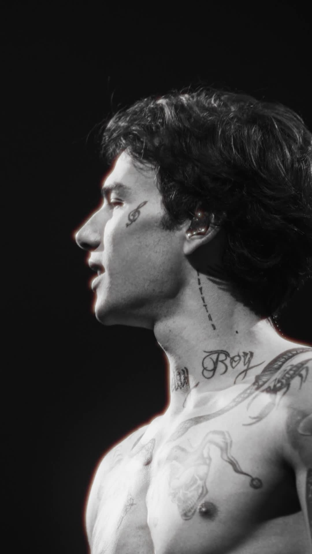 Съёмка мероприятий. Профессиональный видеограф в Москве — Ярослав Сергеев. Видеосъёмка под ключ: монтаж, цветокоррекция, саунд-дизайн, креативные видео