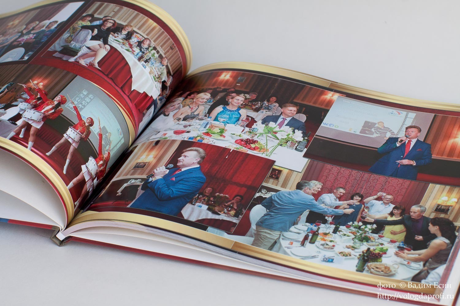 Разворот горизонтальной фотокниги с гибкими страницами.