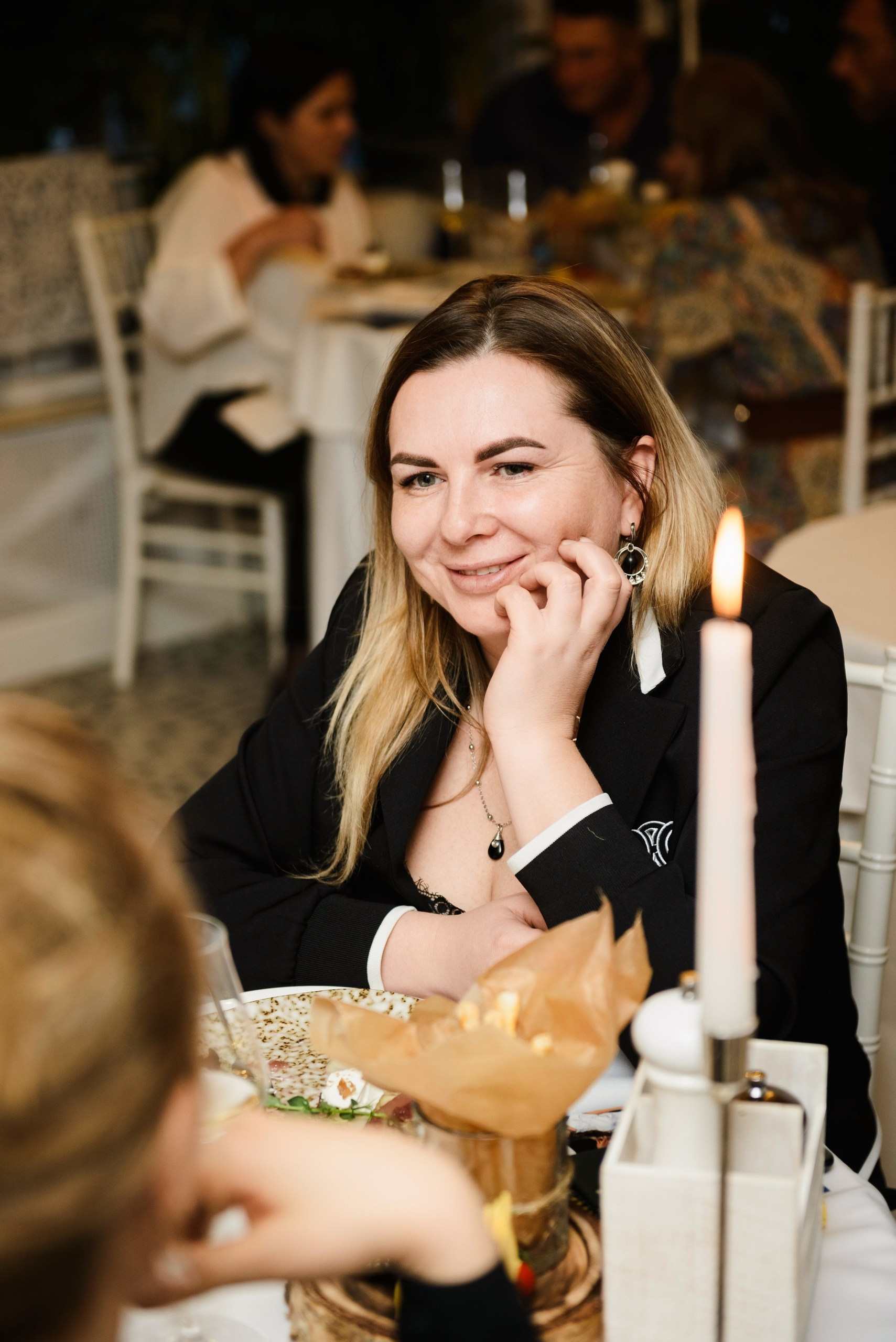 Фотосъемка мероприятия в ресторане в Петропавловске-Камчатском. Репортажная фотосъемка праздника в ресторане в Петропавловске-Камчатском. Профессиональная съемка блюд и интерьера ресторана в Петропавловске-Камчатском. Заказать фотосъемку корпоратива или банкета в ресторане в Петропавловске-Камчатском.