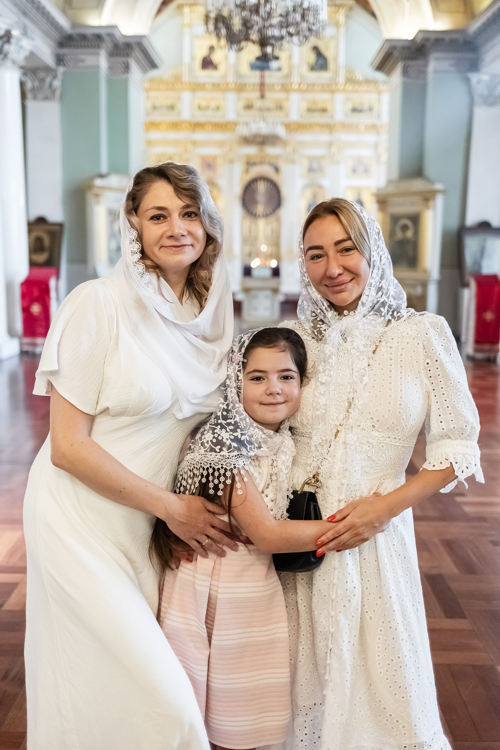 Фотограф на крещение (крестины) заказать в Санкт-Петербурге