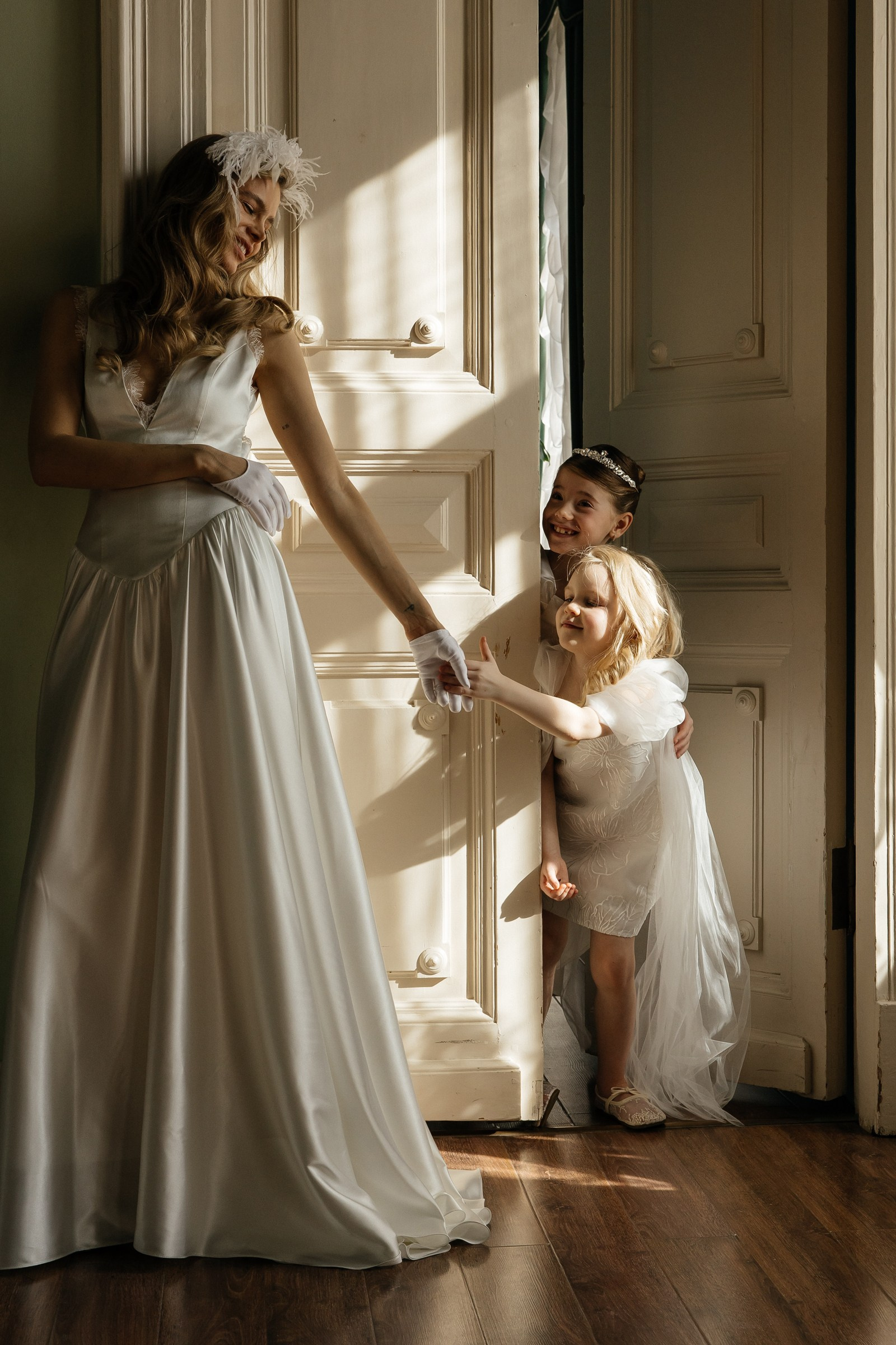 Свадебная фотосессия в усадьбе Середниково. Свадебный фотограф в Москве Элина Ларченкова. Фото, которые цепляют