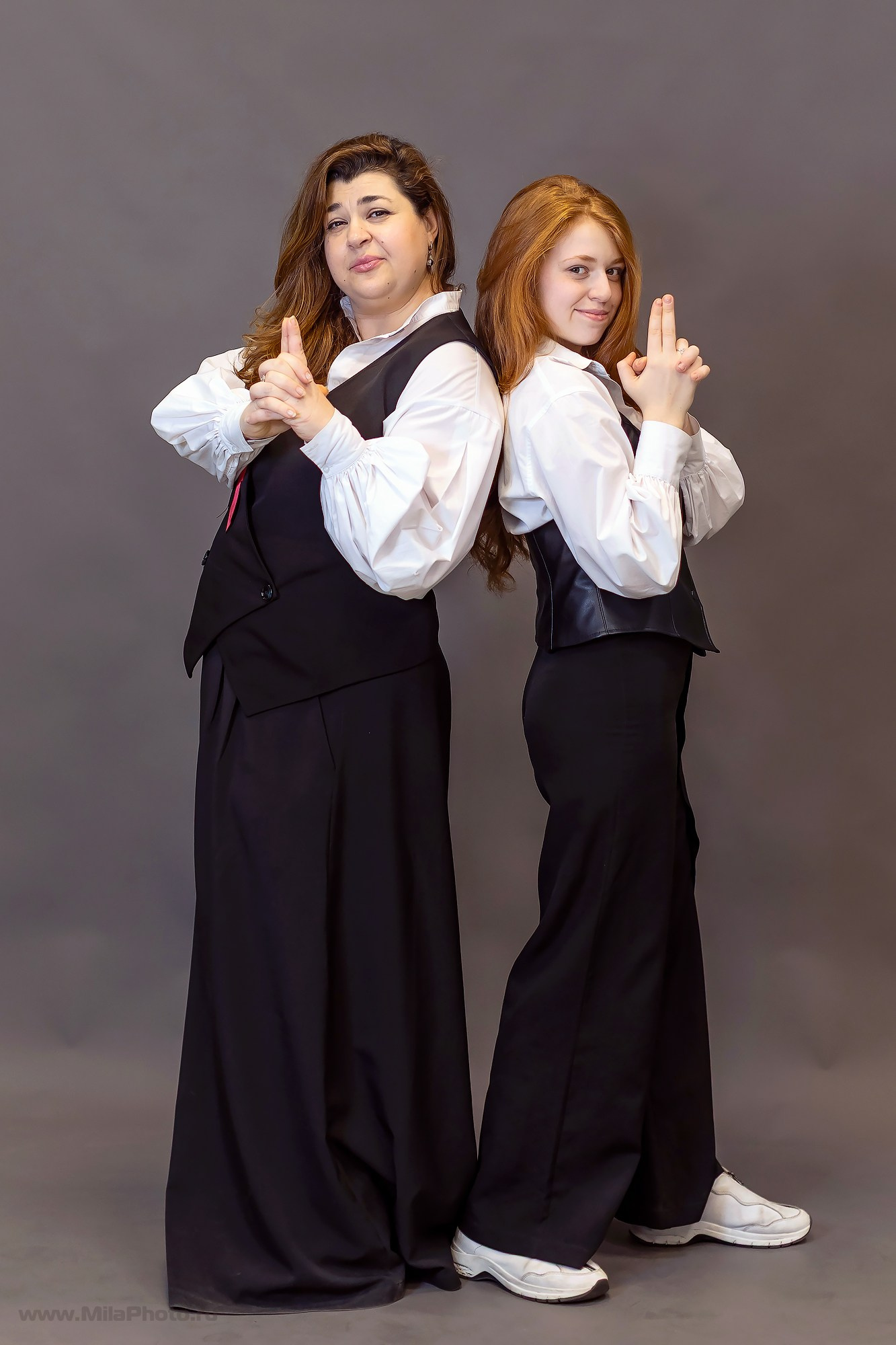 Выпускные альбомы с оживающими фотографиями. Фото и видео Москва. Свадебный фотограф, видеограф, фотосессии, видеосъемка