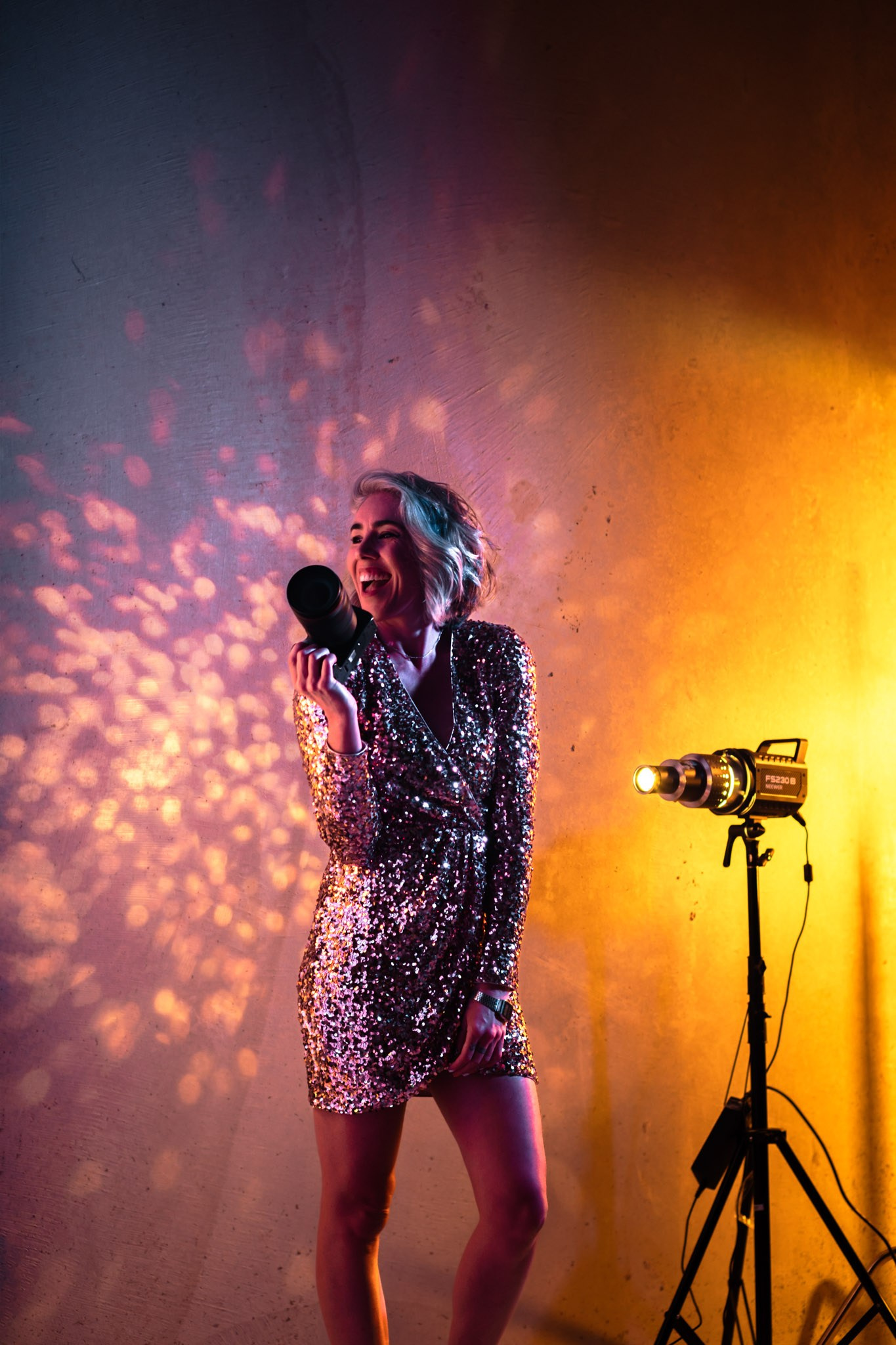 Works. Фотограф с цветным светом и оператор в Москве | Лиля Кичигина