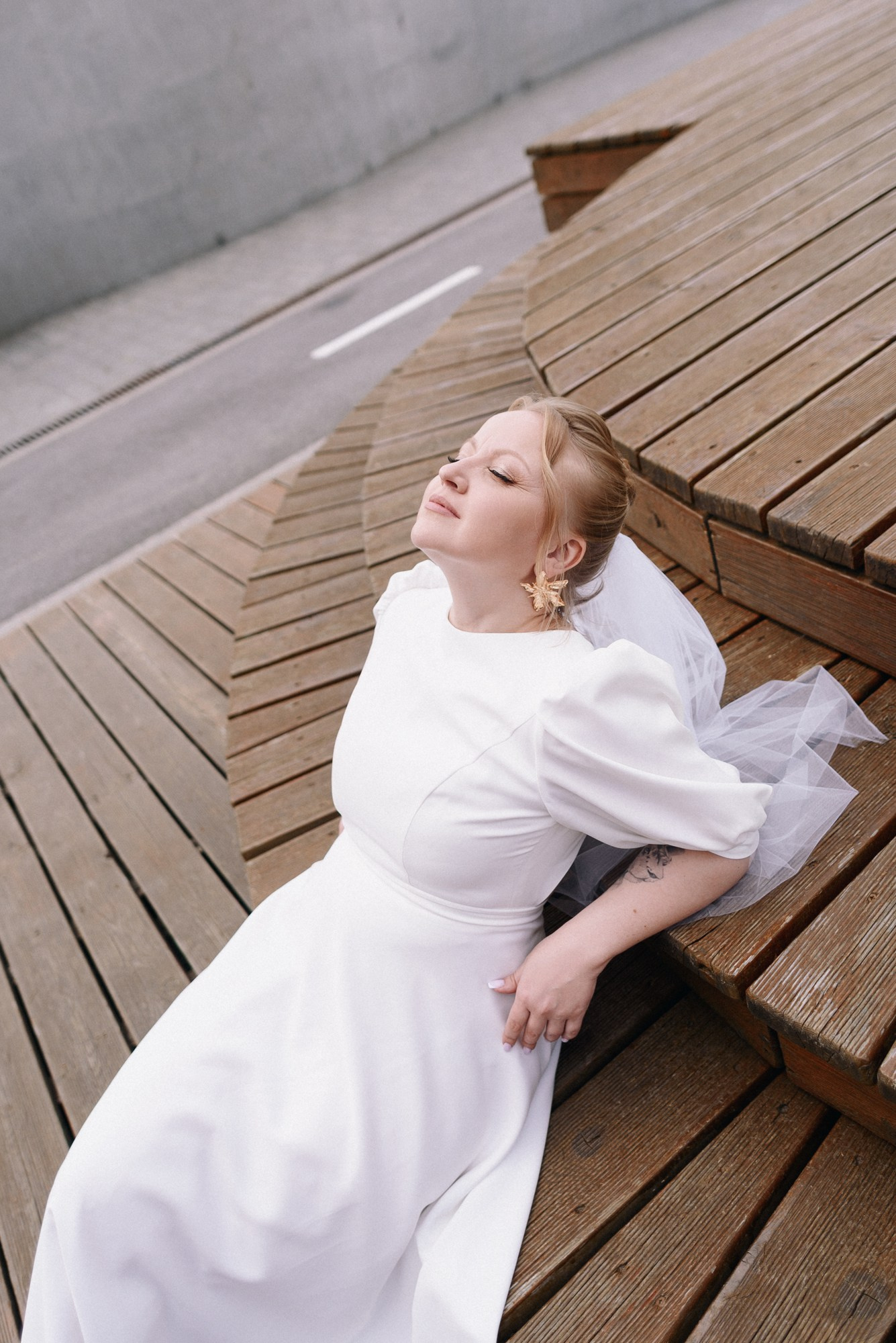 Свадебный фотограф в Тюмени — Фотосессия Павла и Марии на Набережной. Портретный фотограф Тюмень Дарья Мустафина