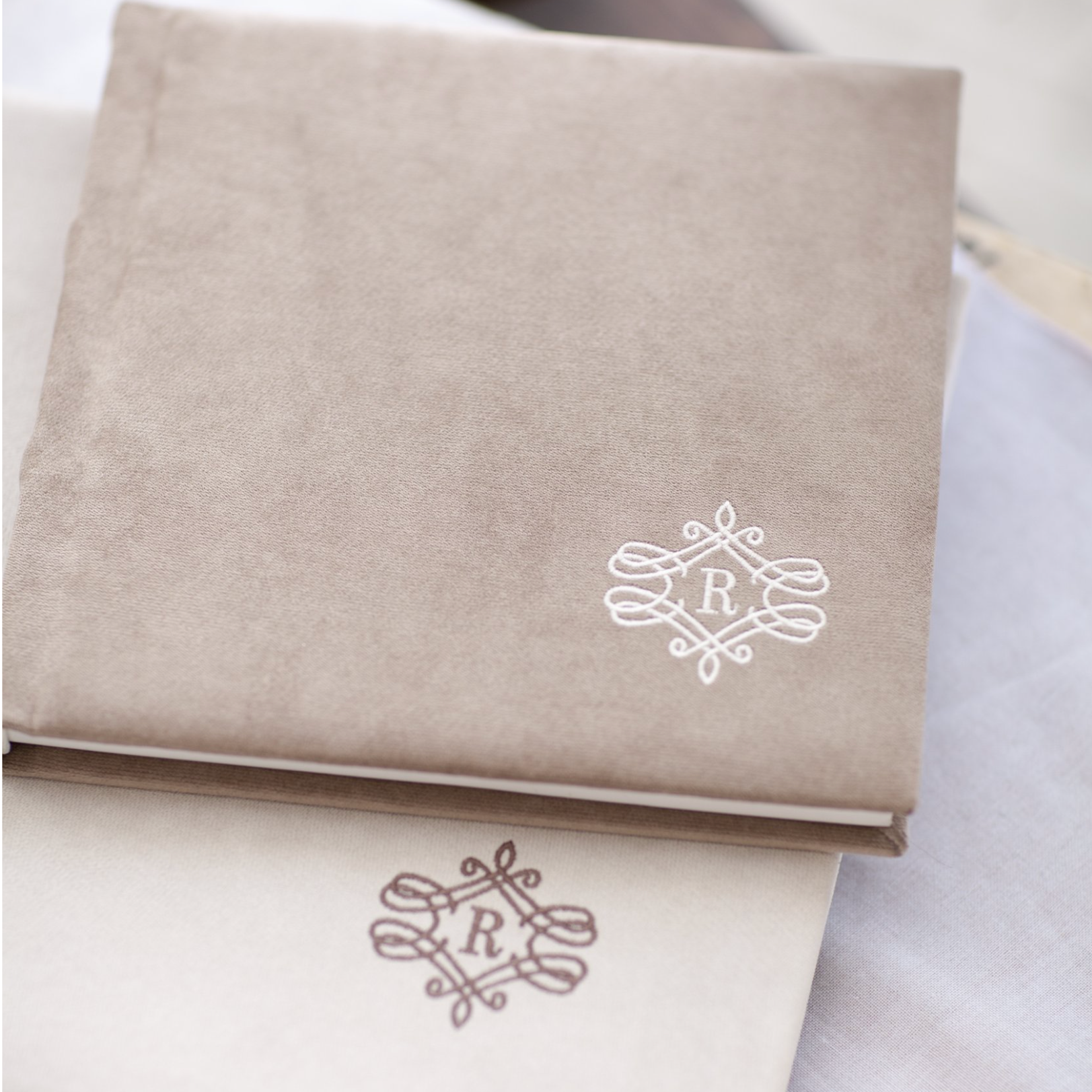 ФОТОКНИГИ. Детский и семейный фотограф выпускной альбом Приморско-Ахтарск