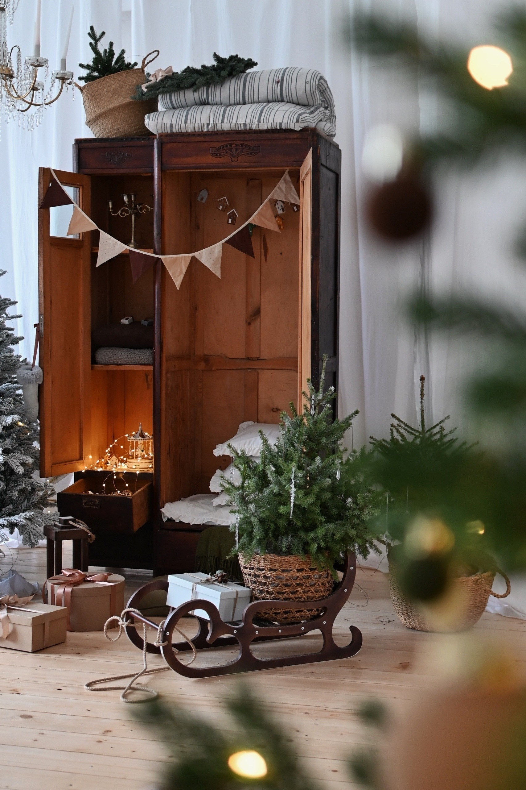 Фотостудии Севастополя. Лучшие фотостудии Севастополя. Фото интерьера фотостудий. Актуальные фото фотостудий Севастополя. Профессиональная фотосъемка в Крыму. Натуральные эмоции и живые кадры. Забронируйте дату прямо сейчас!