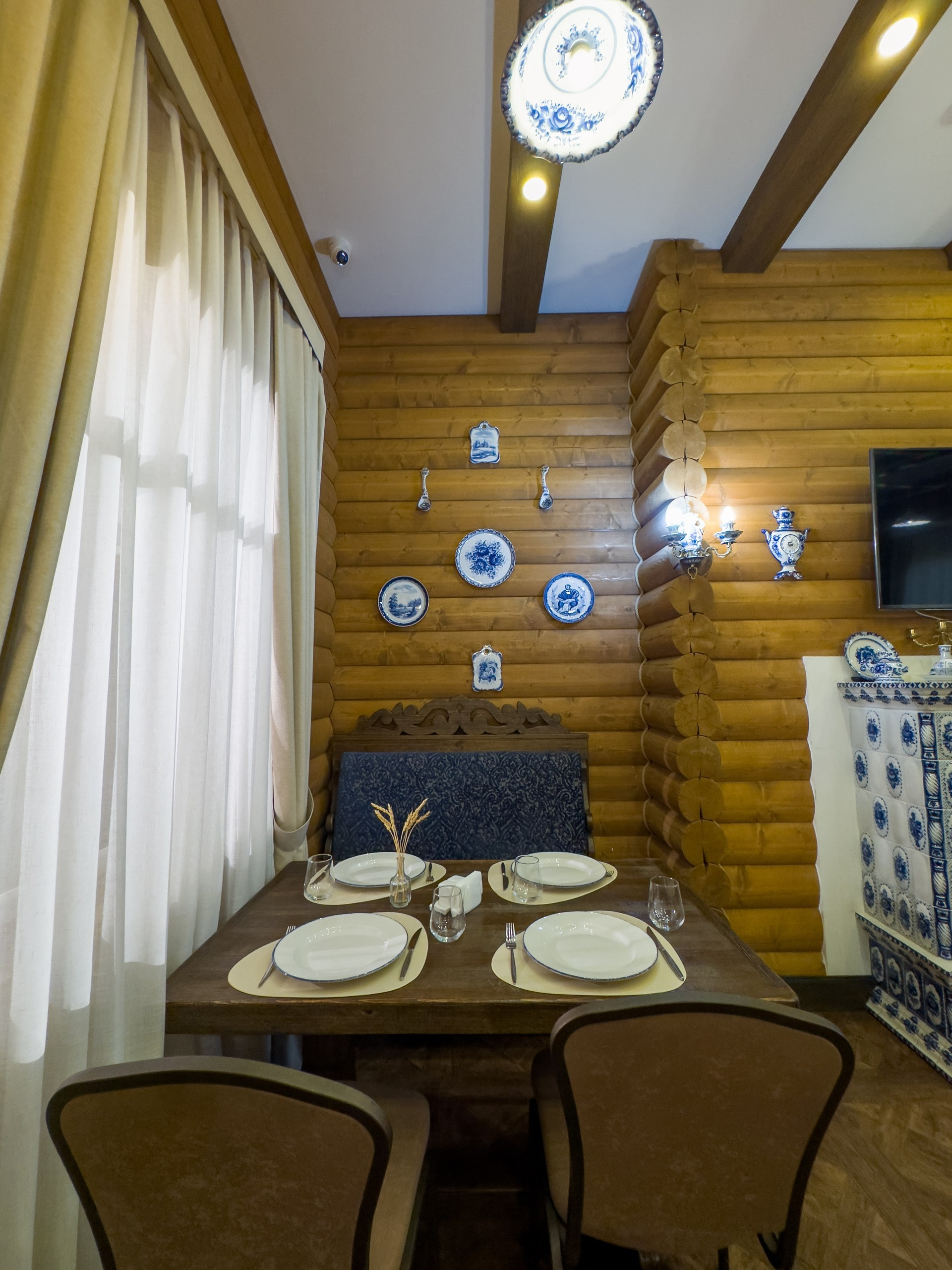 Банкетный зал «Гжель», ресторана «Дача ". Фотограф в Оренбурге. Профессиональный фотограф