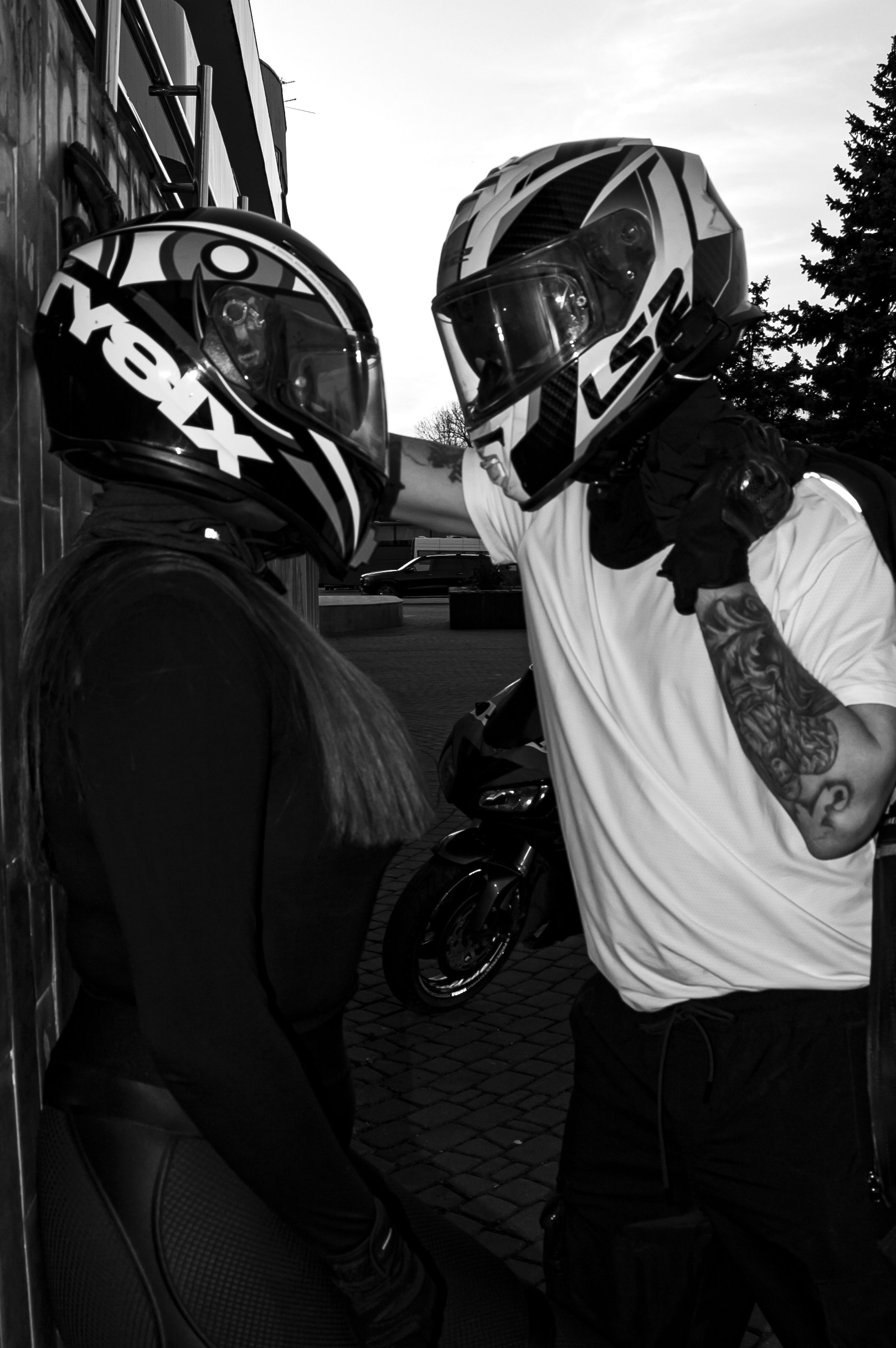 Любовная история для Иры и Коли в парке Победы в Краснодаре. Портретный фотограф в Краснодаре Слава Никитин