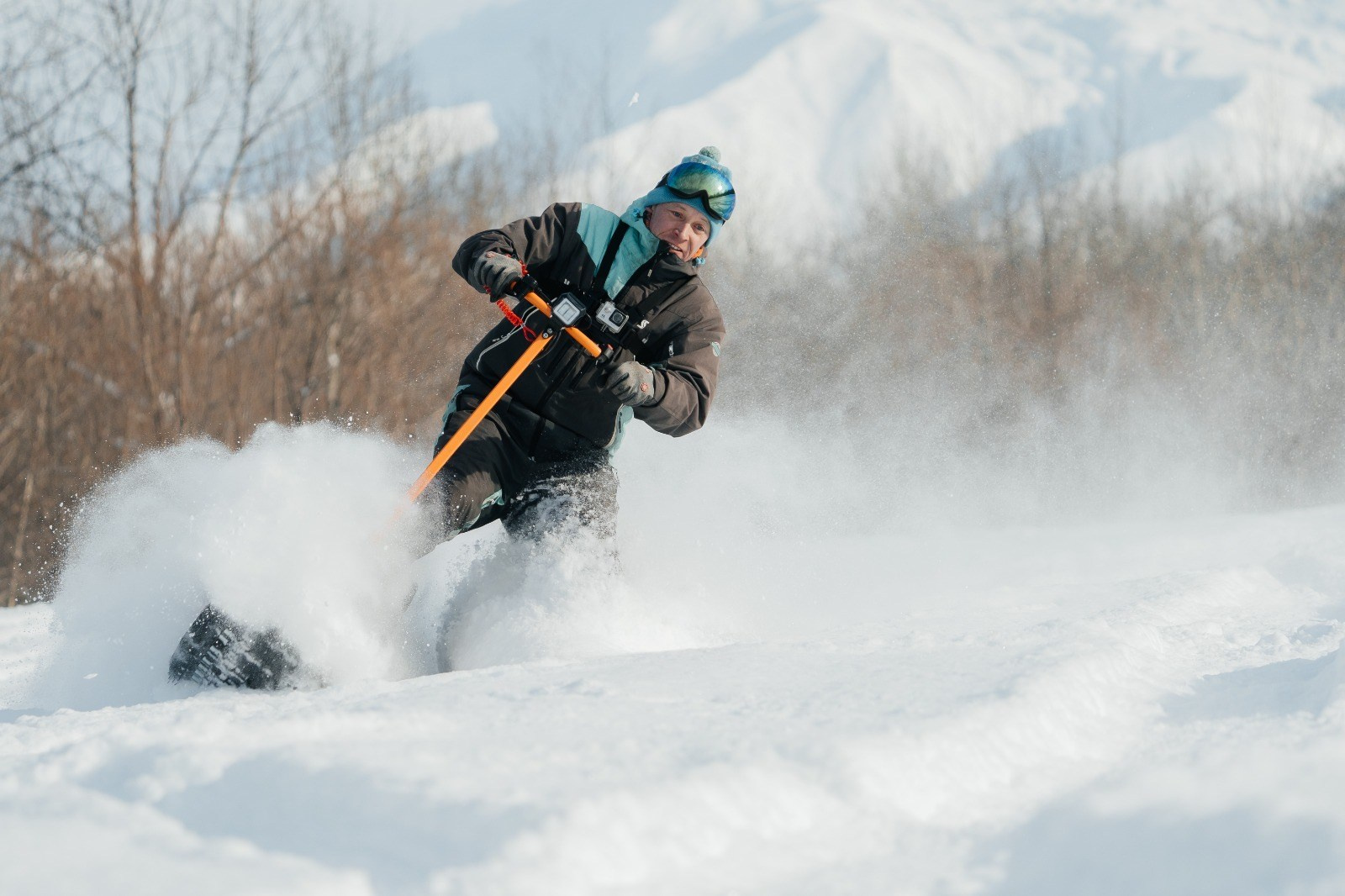 Катание на мотосноуборде. Время Камчатки: чтобы найти свой путь, нужно скорость умножить на время