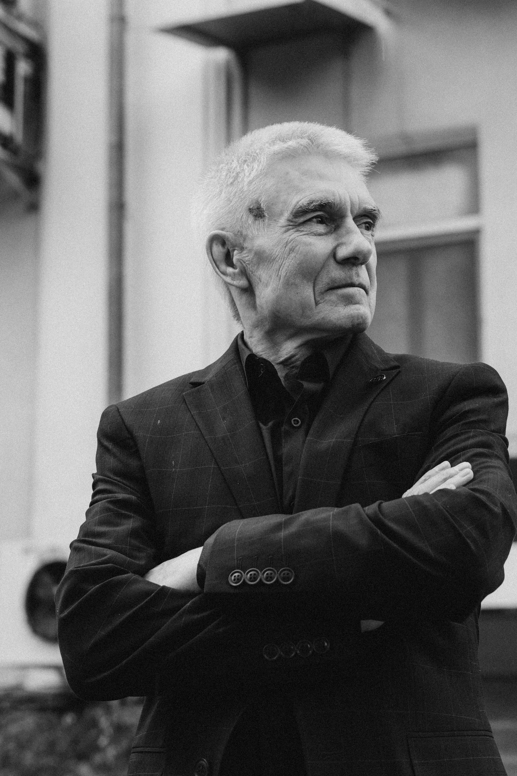 мужской фотограф Алматы Бизнес фотограф алматы Корпоративный фотограф алматы Бизнес портрет алматы подарить сертификат схъемка мужская подарок мужчине