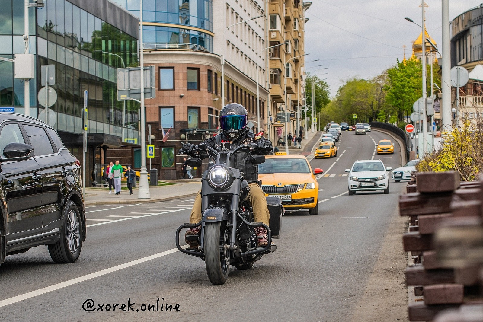 FotoMotoHunterZ — фотографии мотоциклистов на улицах города